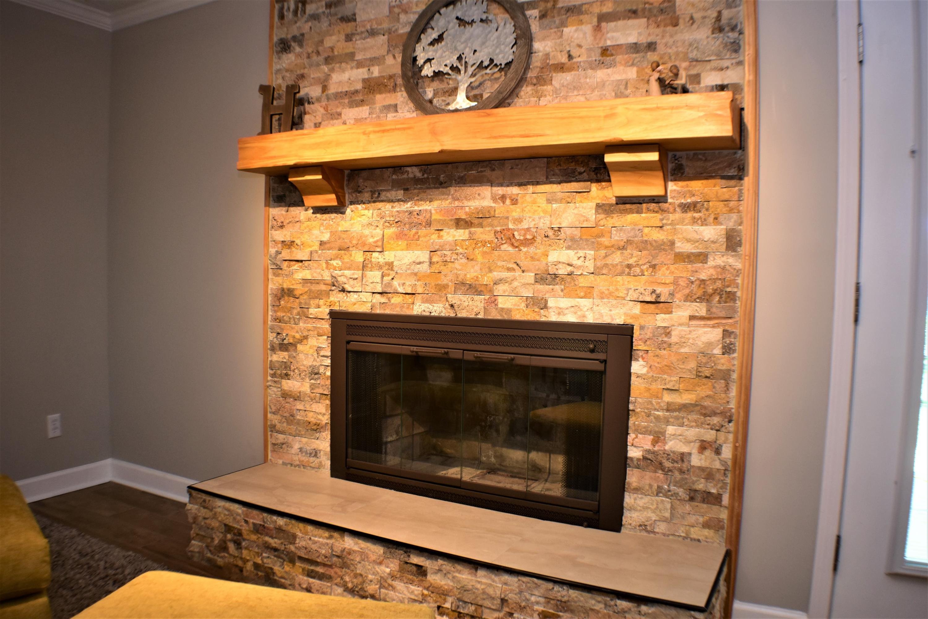 BELAIRE ESTATES - Residential