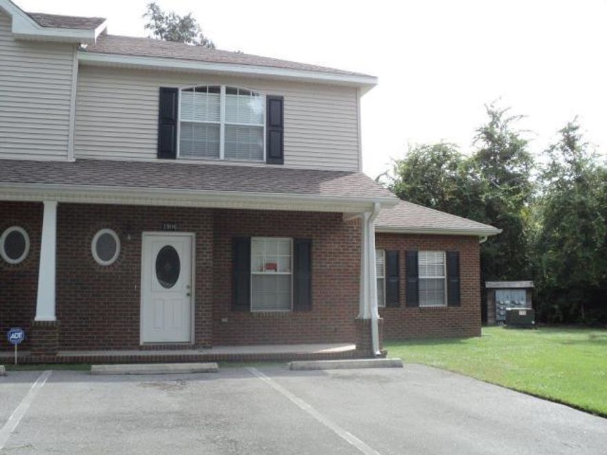 Spacious townhouse near everything. There is a master bedroom and bath on the first floor and 2 bedrooms upstairs that share a bath. Large patio out back to enjoy the FL lifestyle. Tile throughout the main living areas. Bonus room downstairs could be used as playroom, TV room, den, etc. Plenty of storage inside and extra storage room outside. Call today to make your appointment.