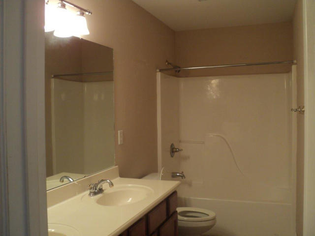 GRAND OAK PLACE - Residential