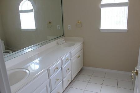 EMERALD BAY PH 1A - Residential Lease