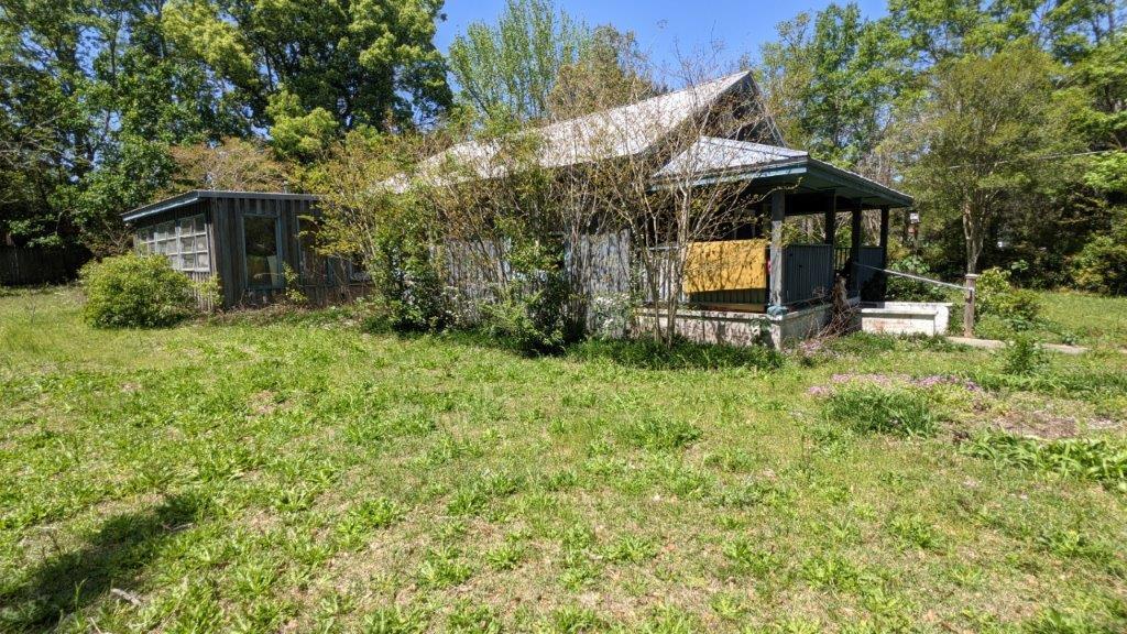 NO RECORDED SUBDIVISION - Residential