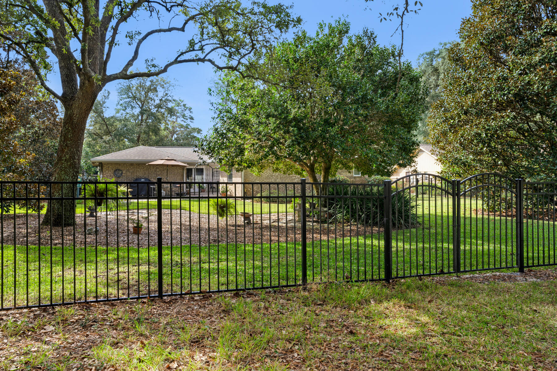 ROCKY BAYOU COUNTRY CLUB ESTATES 1 - Residential