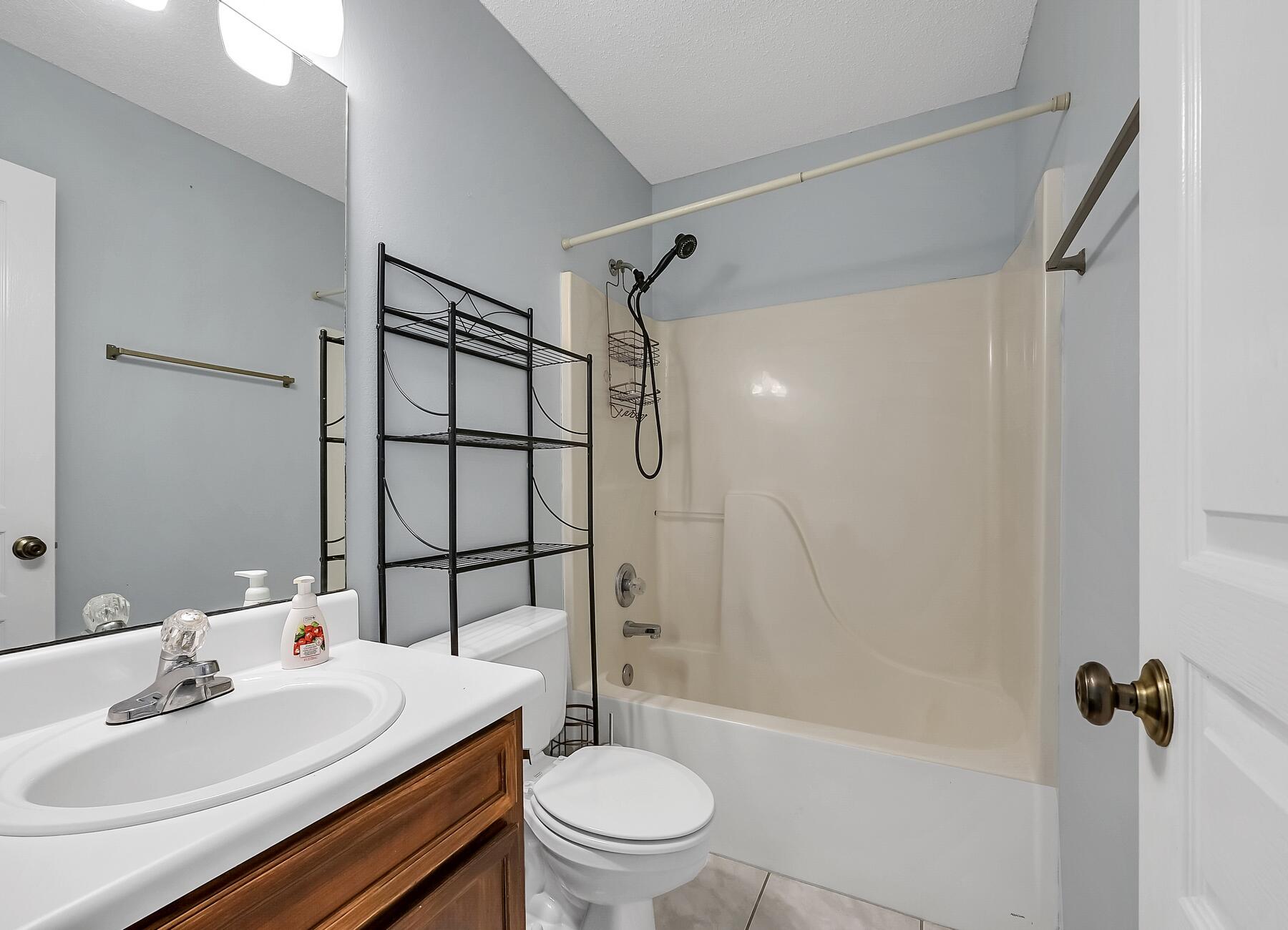 INDIGO VILLAGE - Residential Lease