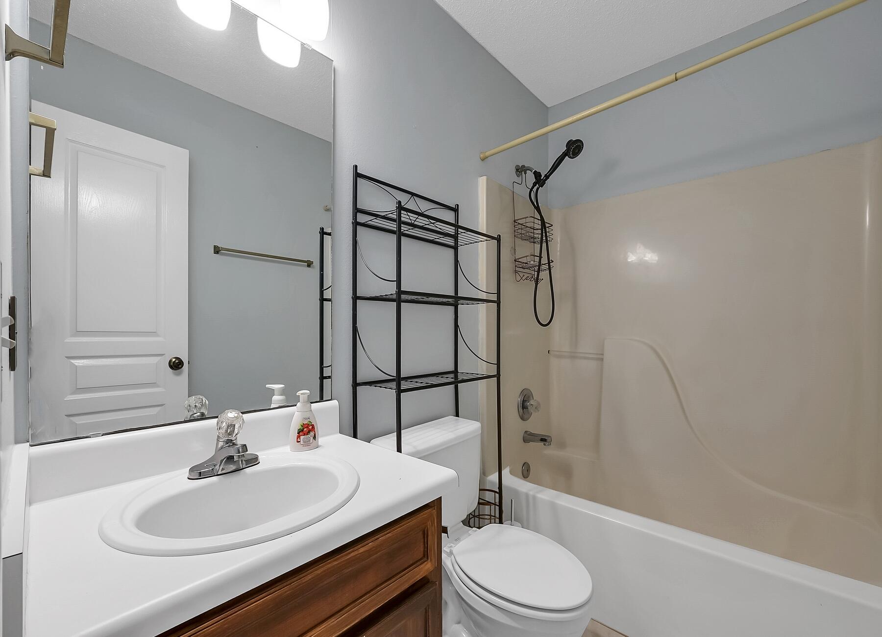 INDIGO VILLAGE - Residential Lease