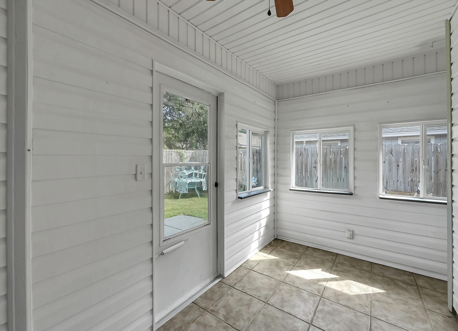 INDIGO VILLAGE - Residential Lease