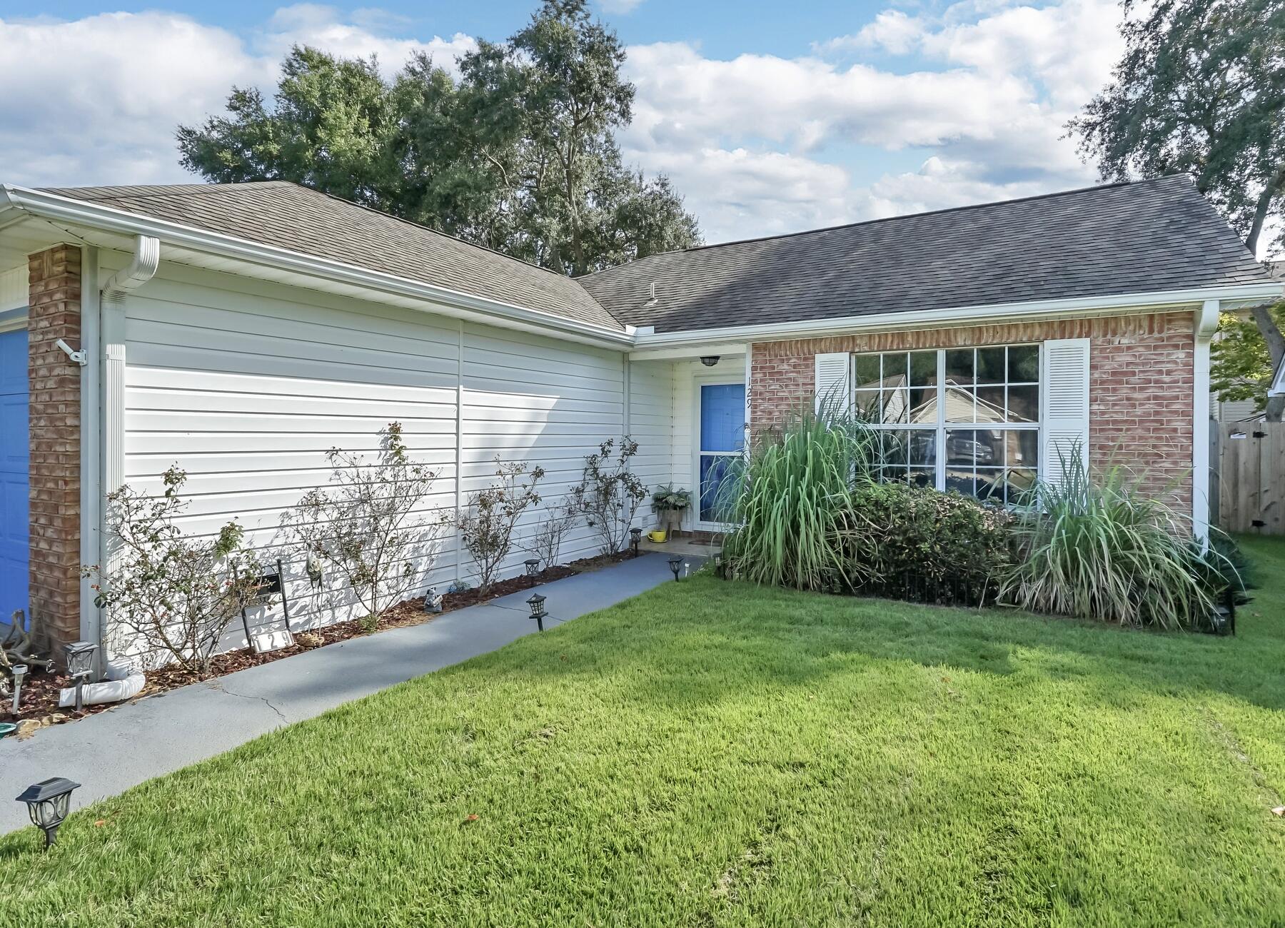 INDIGO VILLAGE - Residential Lease