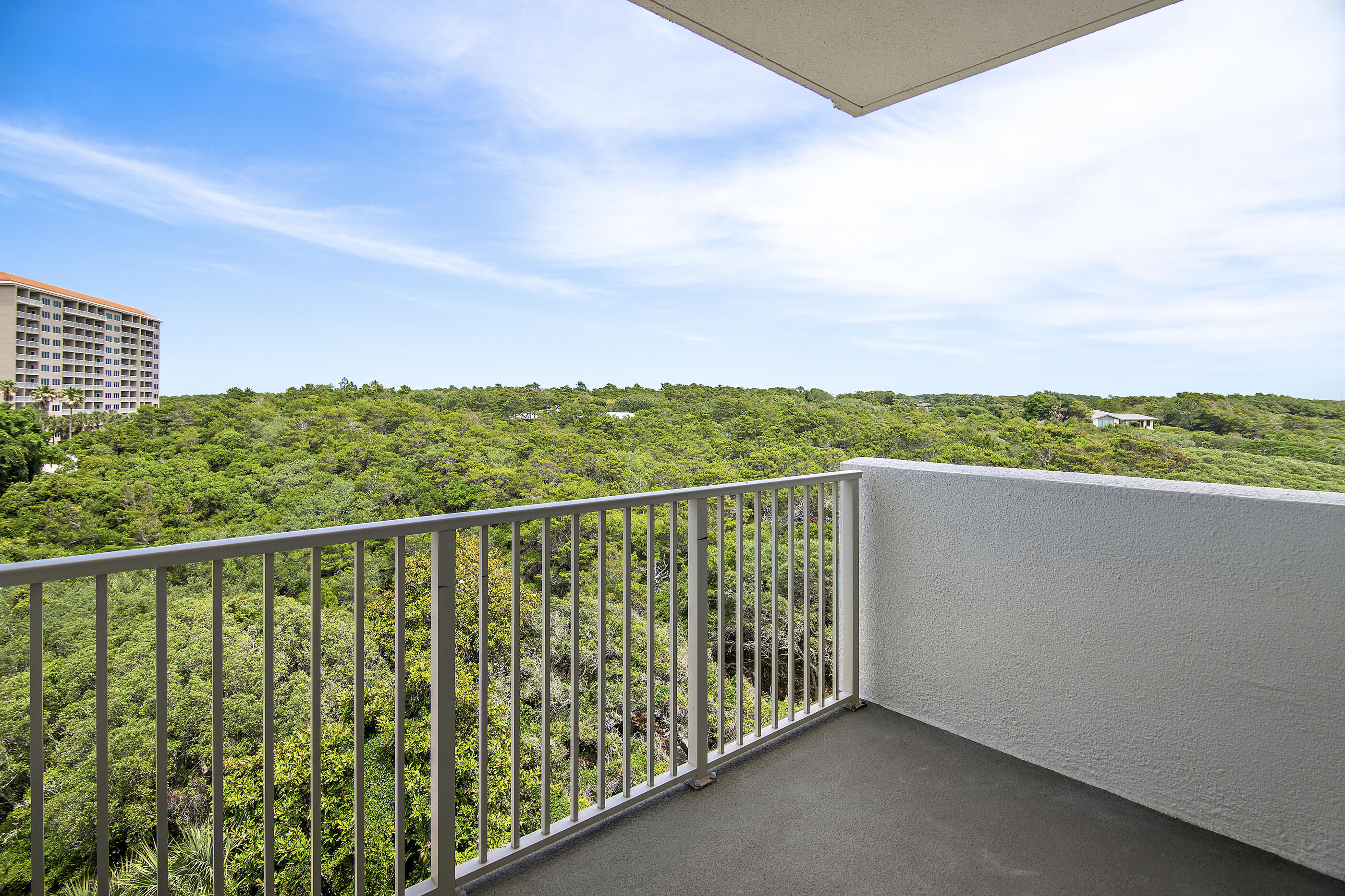 TOPS'L BEACH MANOR - Residential