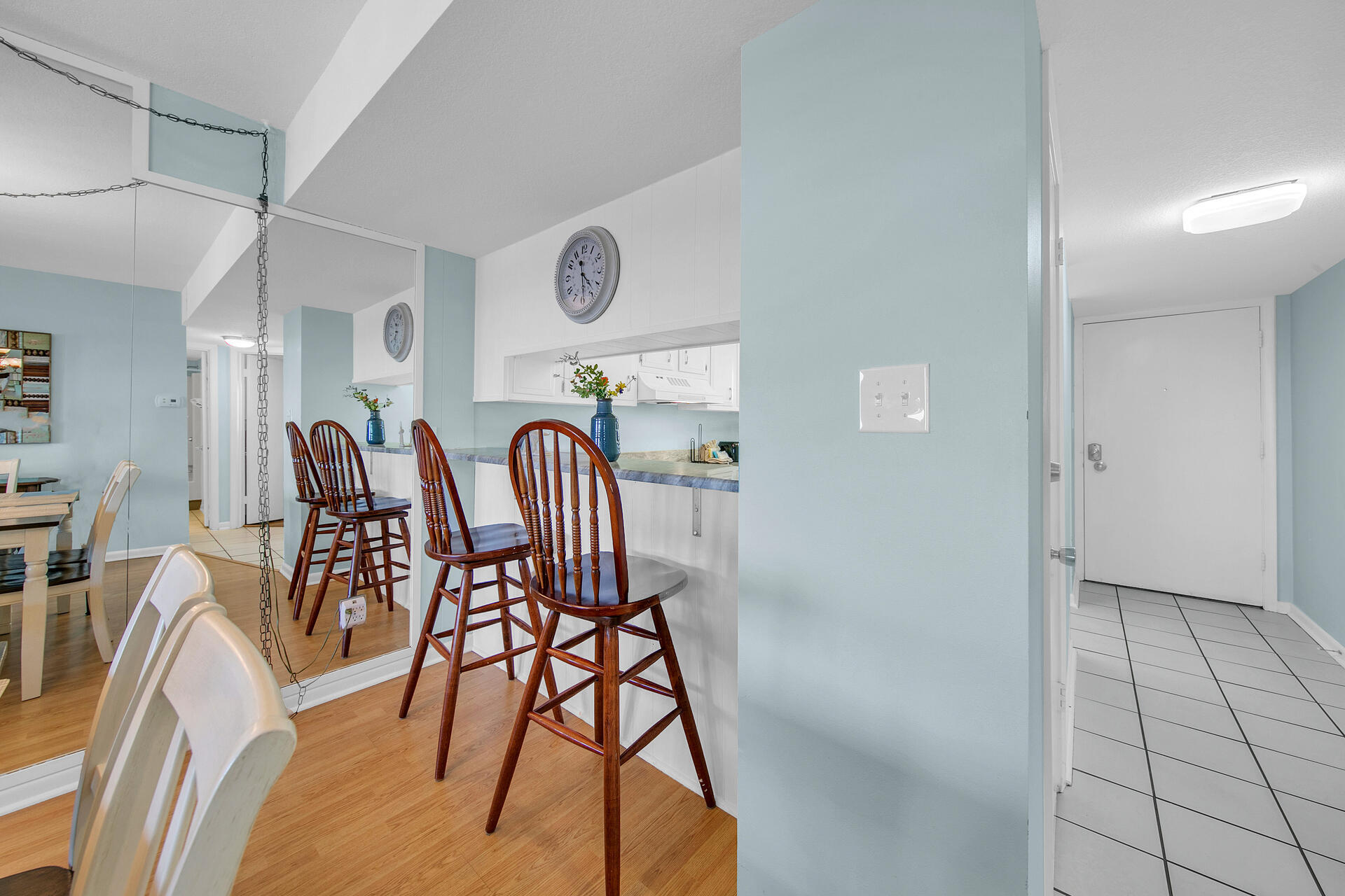 EL MATADOR CONDO - Residential