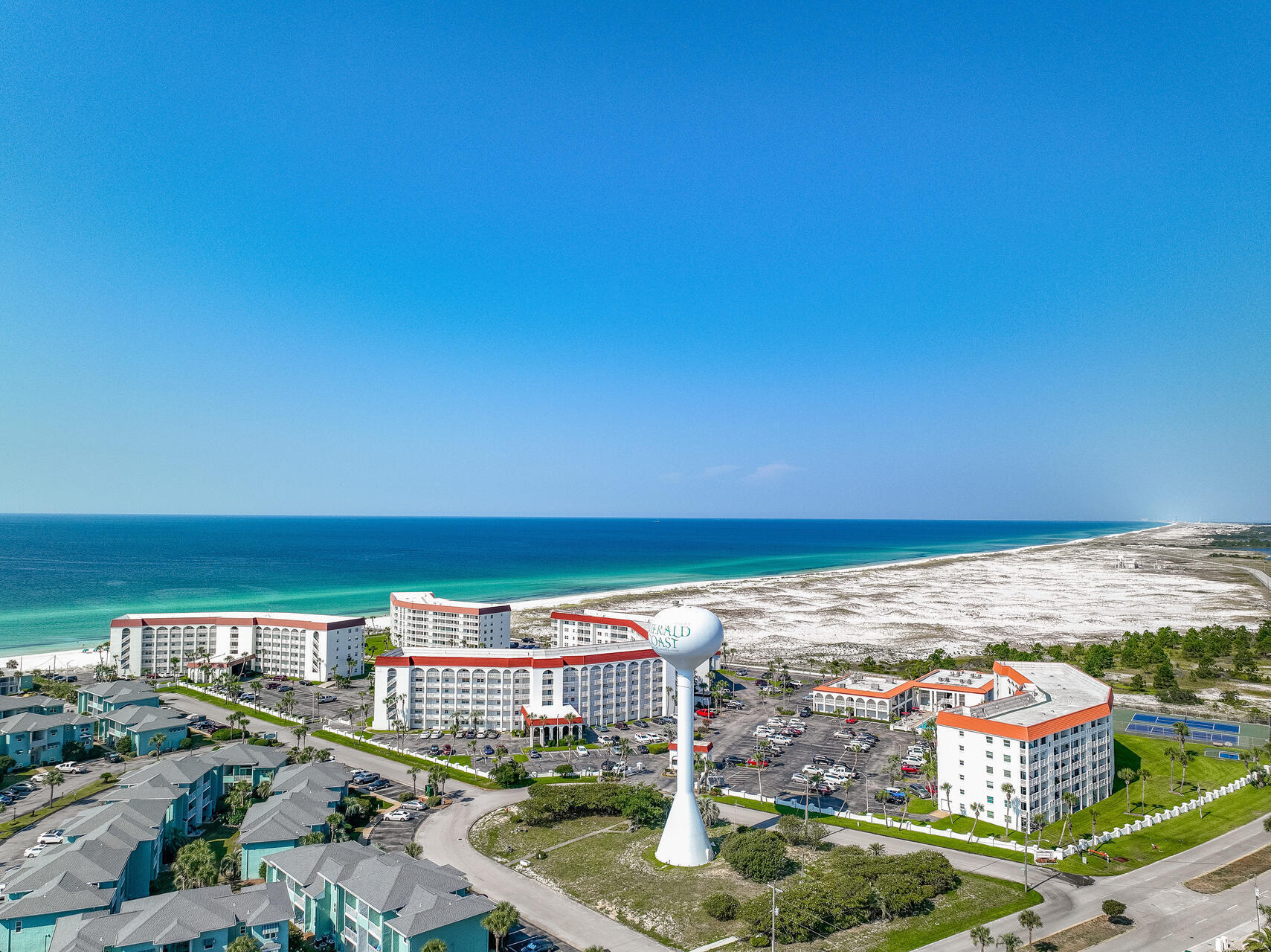 EL MATADOR CONDO - Residential