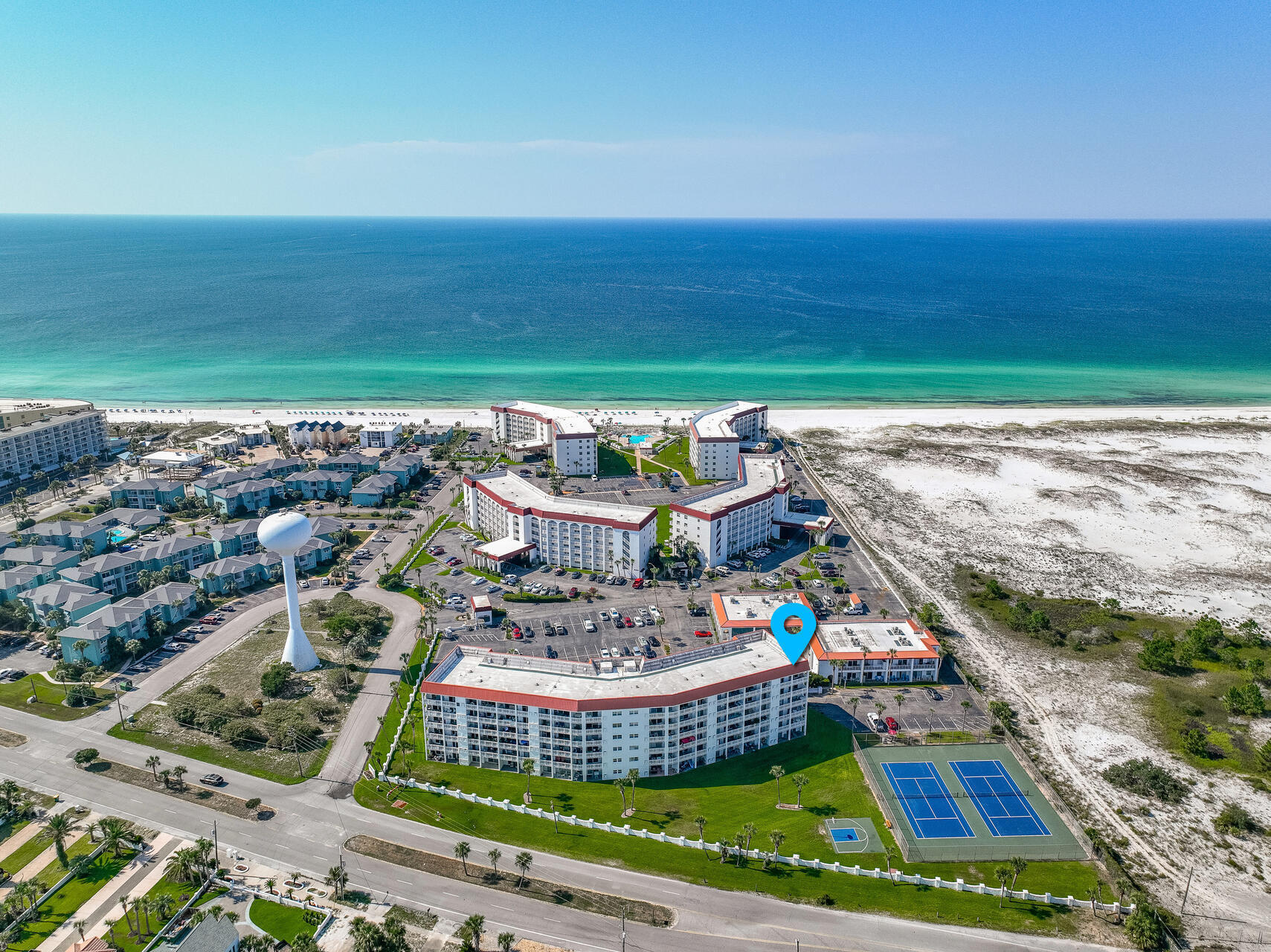 EL MATADOR CONDO - Residential