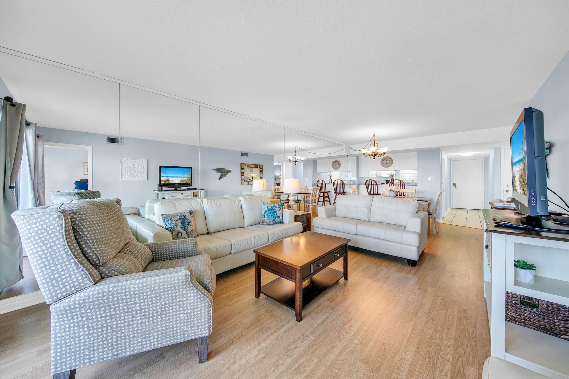 EL MATADOR CONDO - Residential
