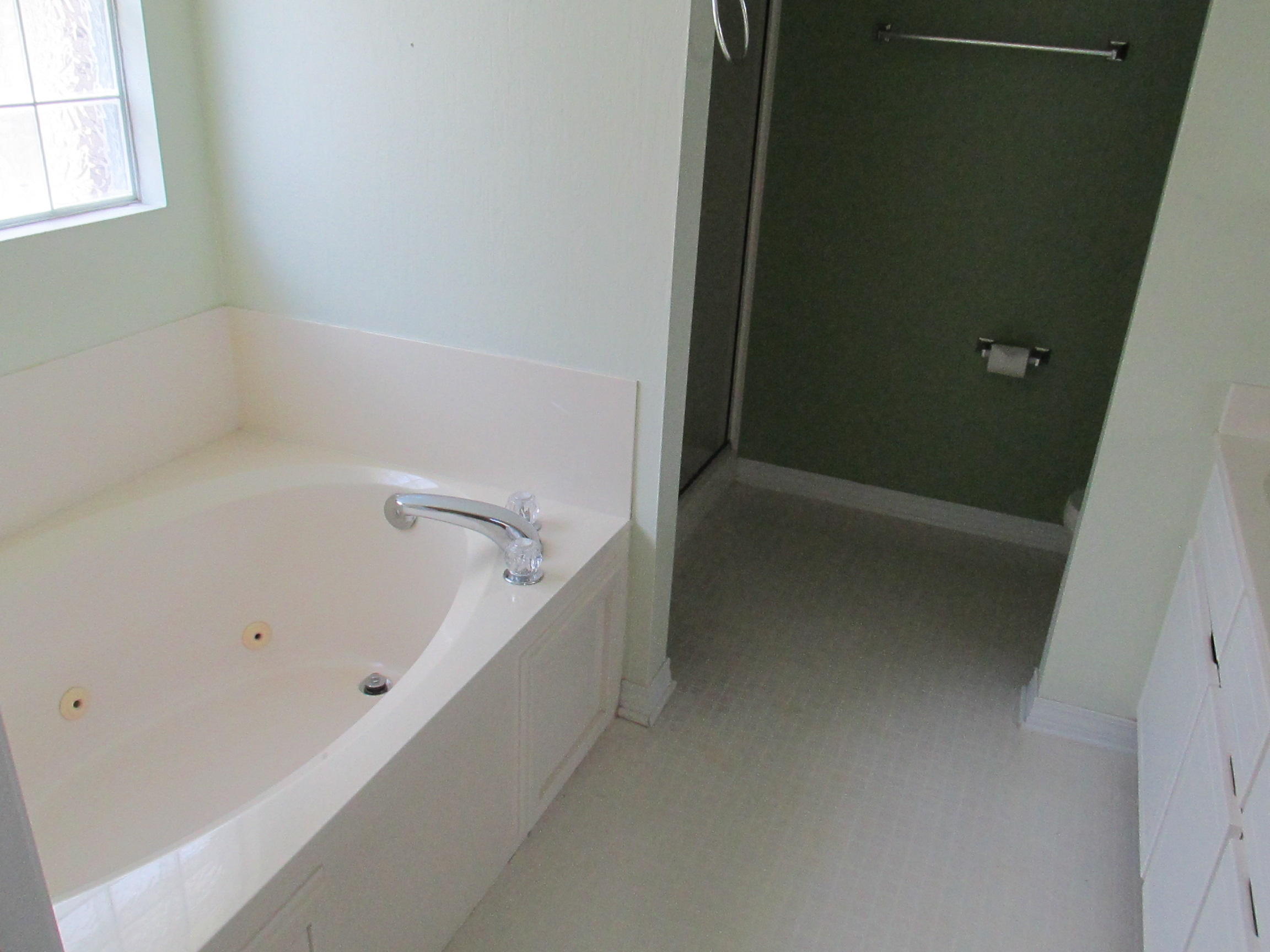 HARBOR BREEZE - Residential Lease