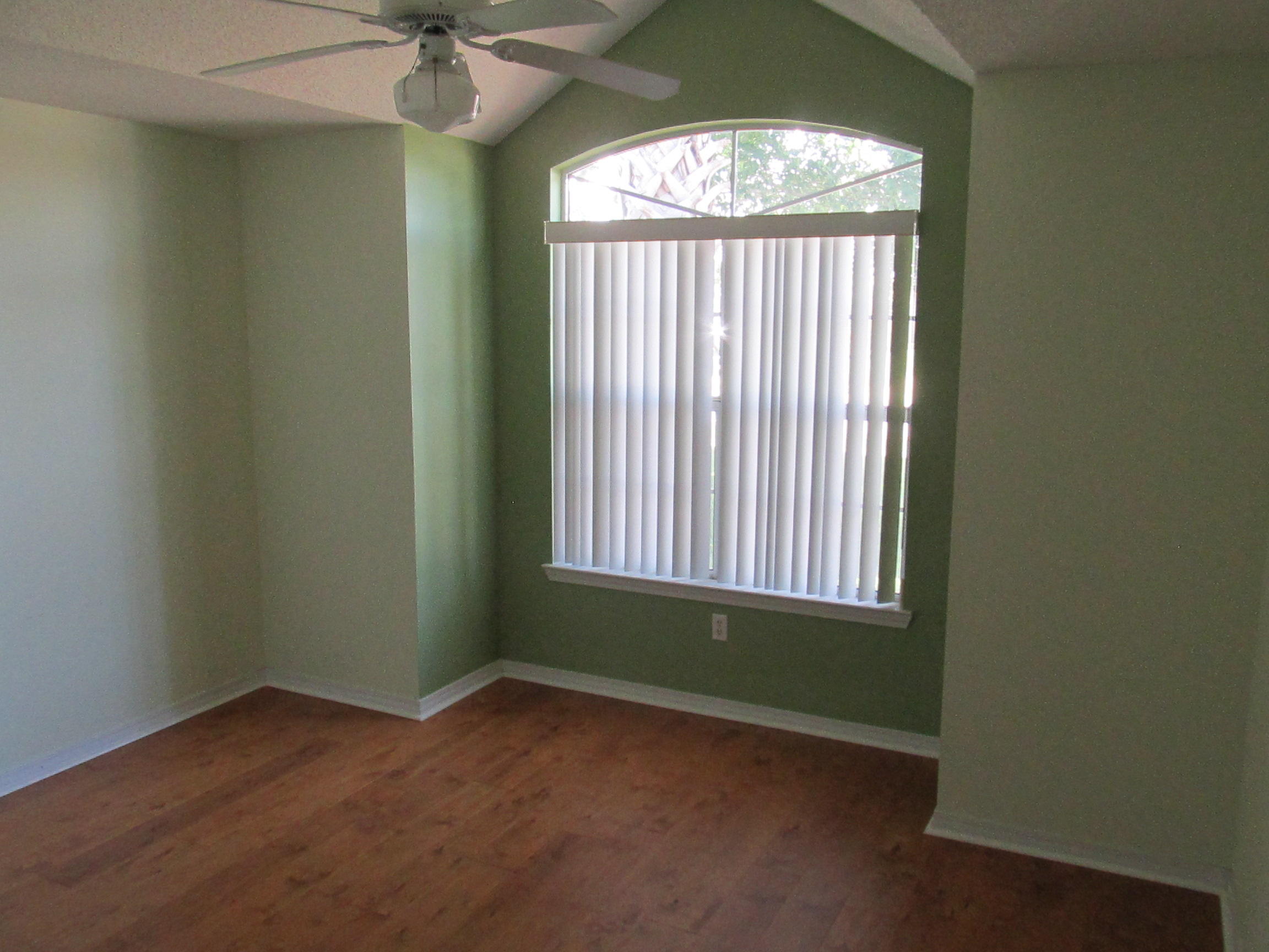 HARBOR BREEZE - Residential Lease