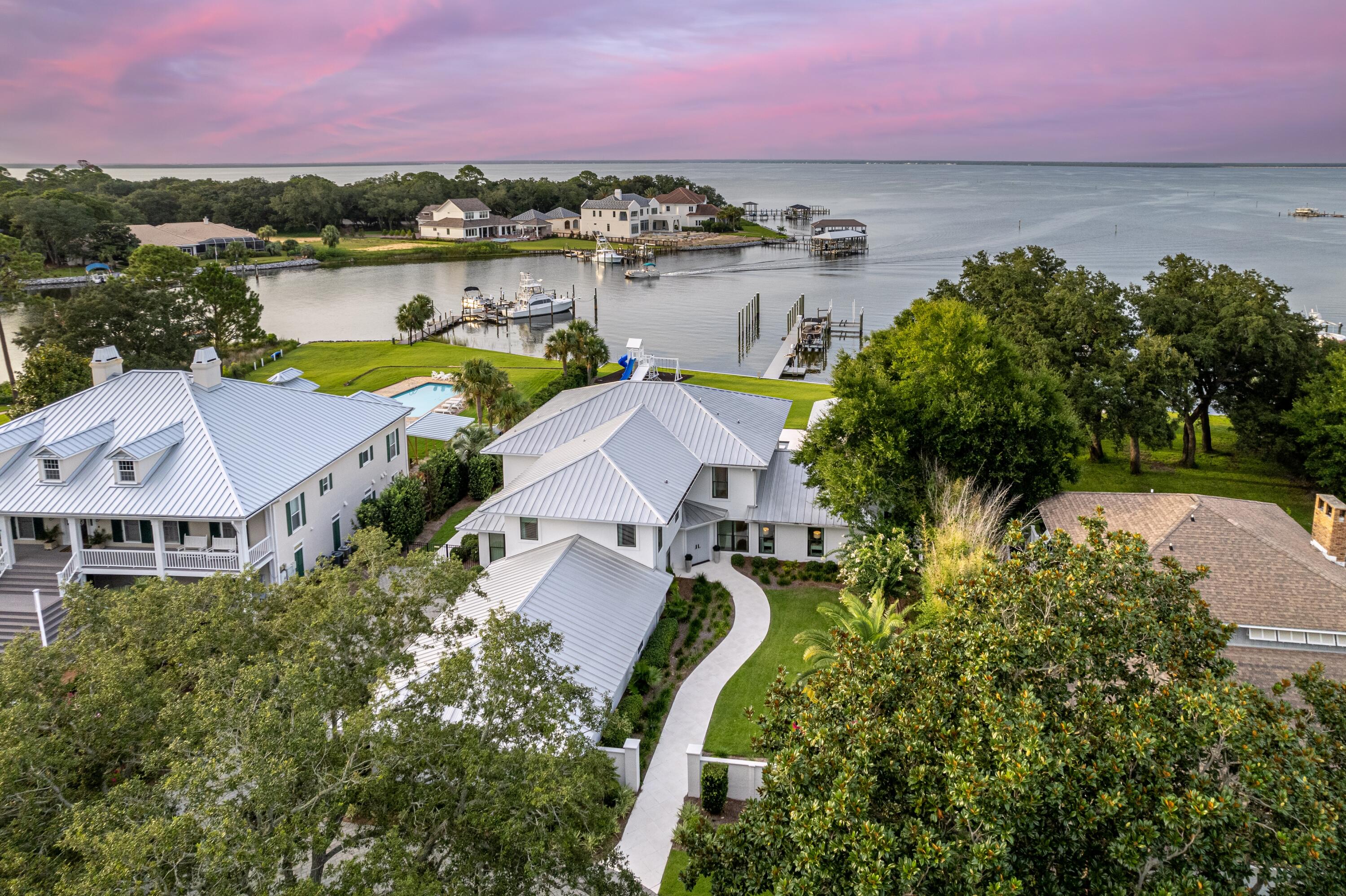 INDIAN BAYOU - Residential