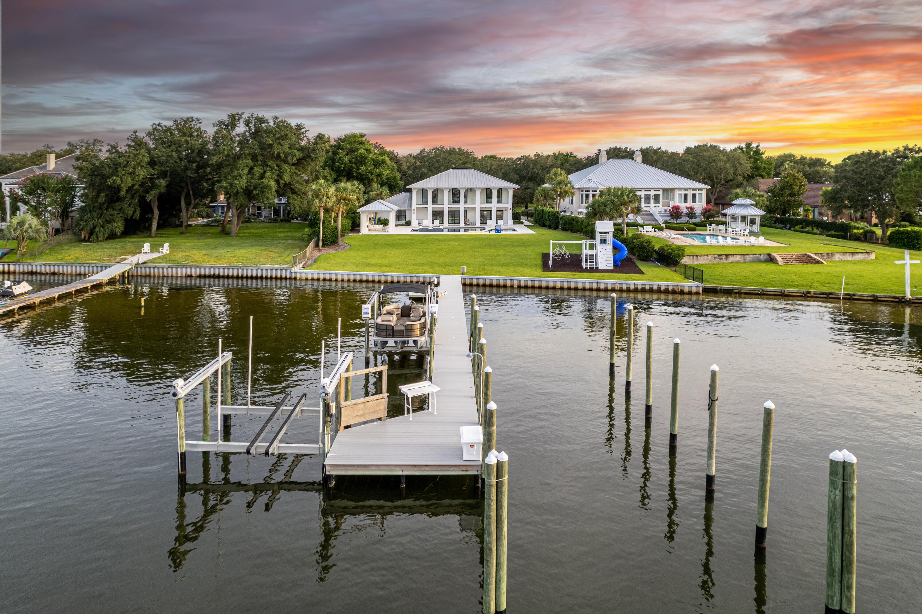 INDIAN BAYOU - Residential