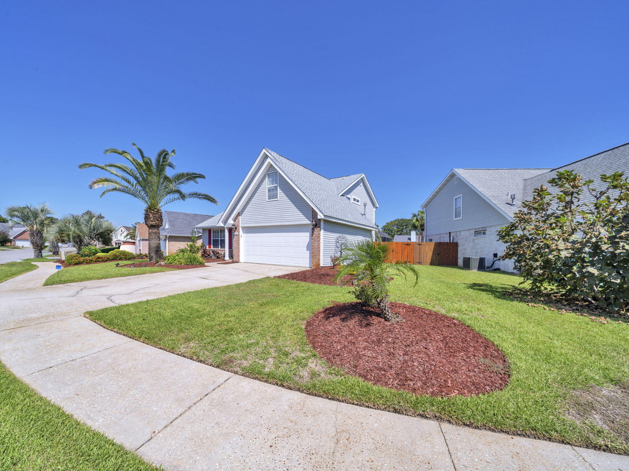 HARBOR BREEZE 1ST ADDN - Residential