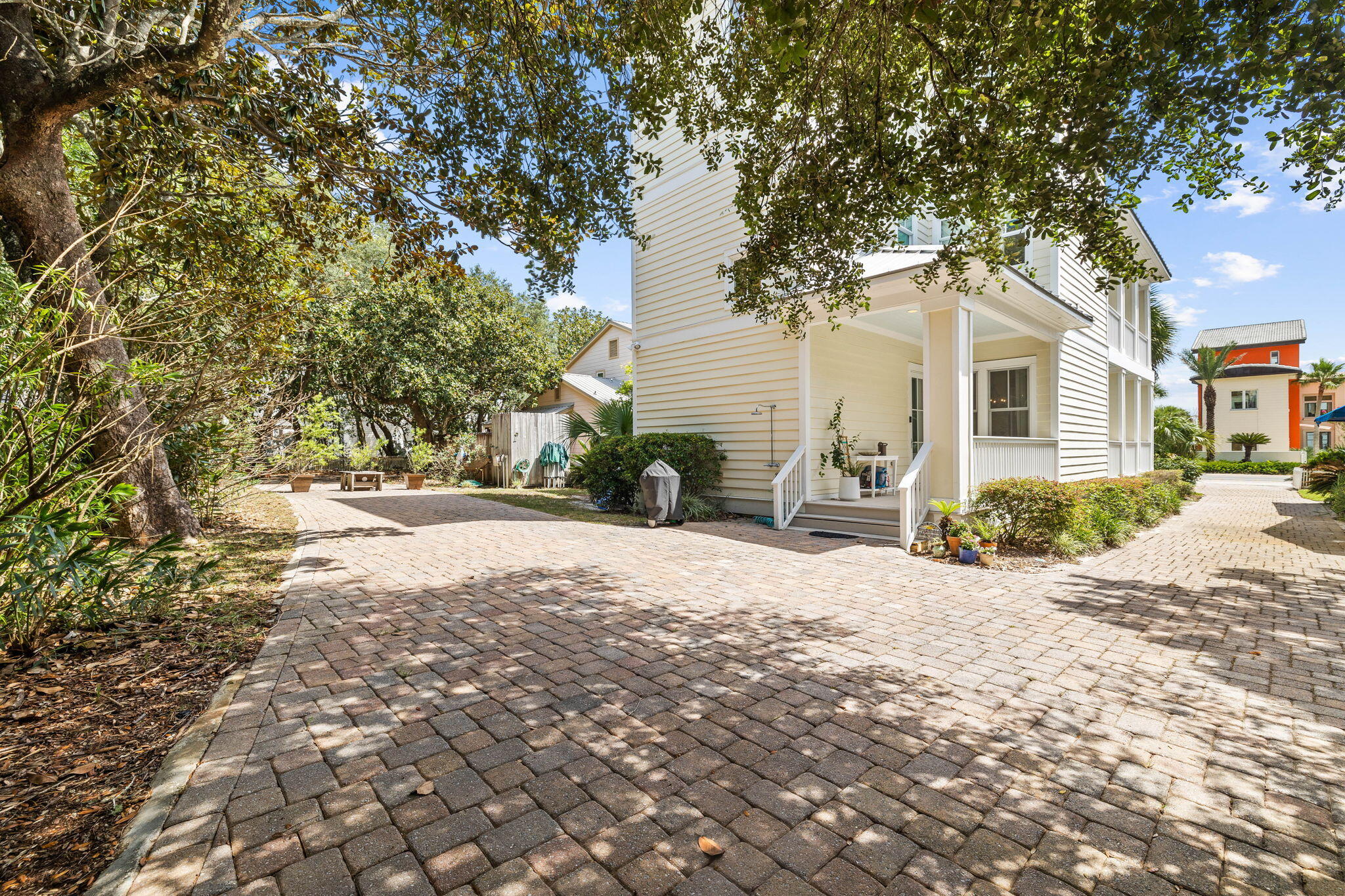 SEAGROVE 1ST ADDN - Residential