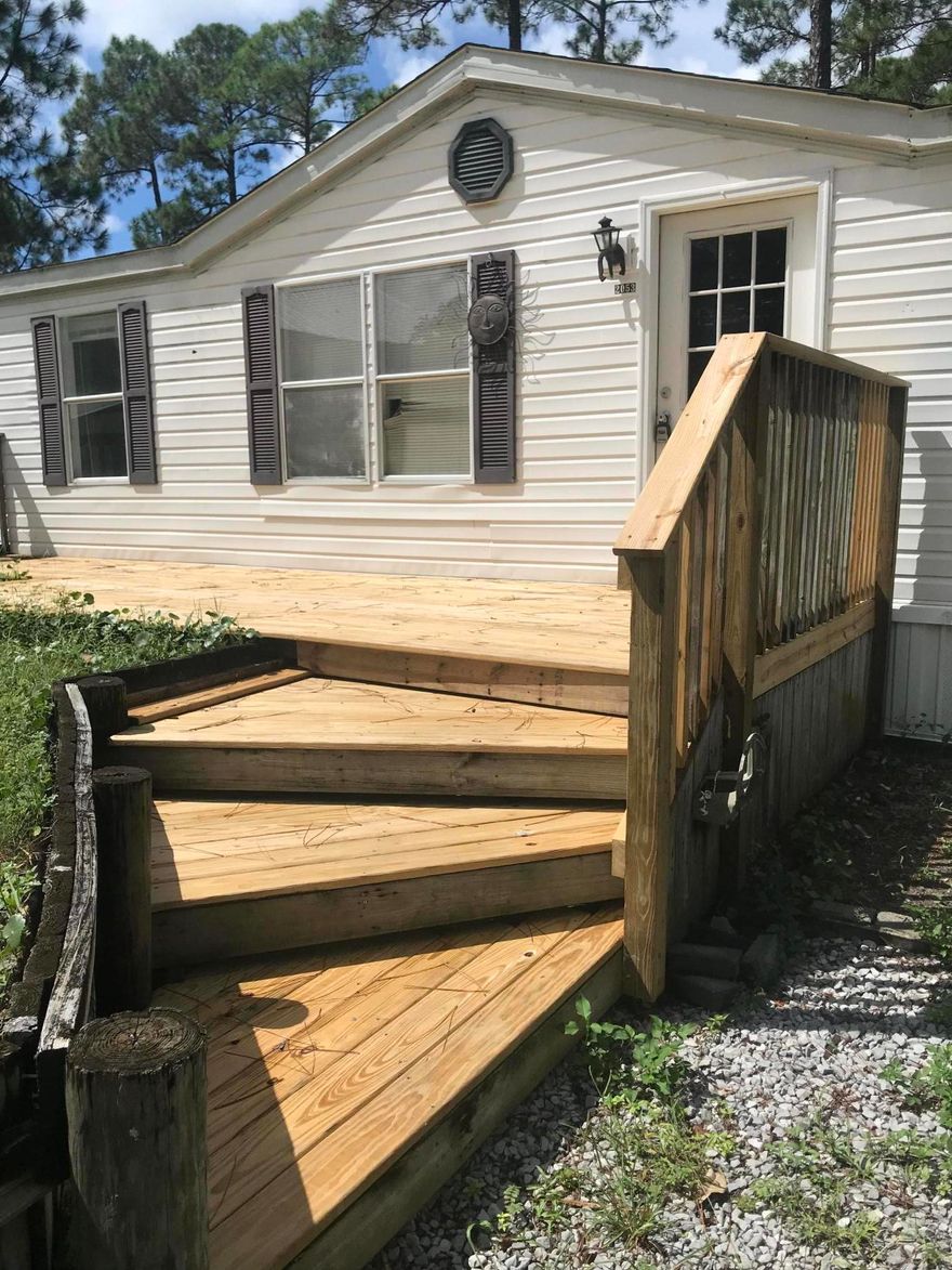 This home is situated on a large corner lot! This home is vacant, recently painted, brand new dishwasher, the range is one (1) year old. Very cozy and away from the hustle & bustle, but also close to the bay and only .3 miles from a public boat ramp. Square footage is approximate and must be verified by buyer.