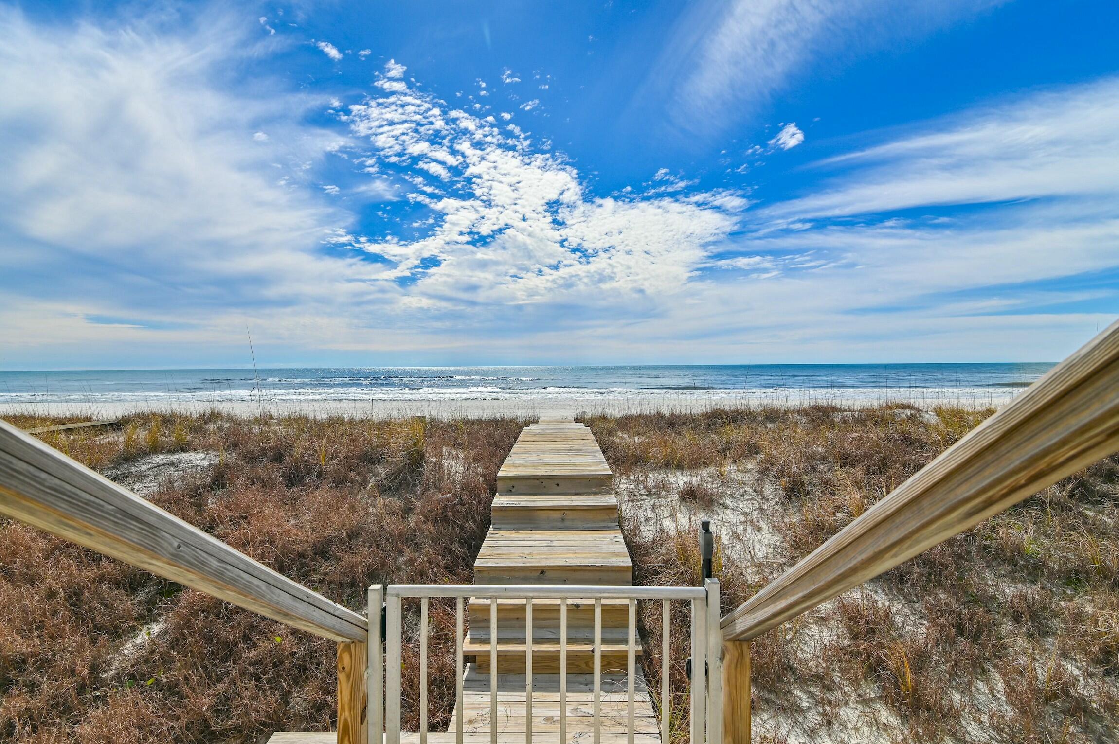 LULLWATER BEACH - Residential