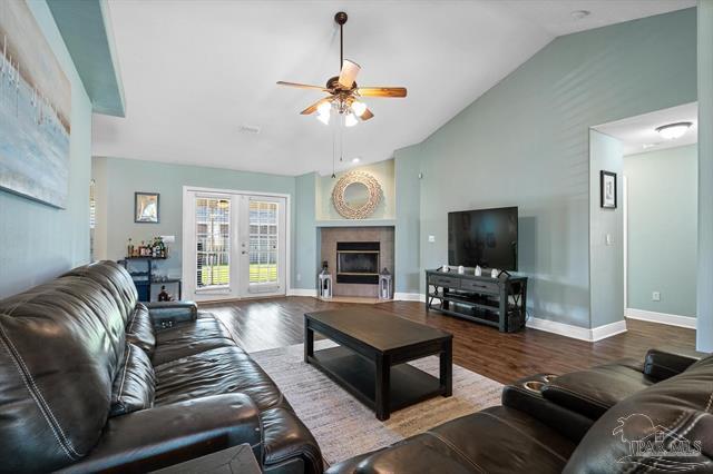 WOODLAWN HEIGHTS - Residential
