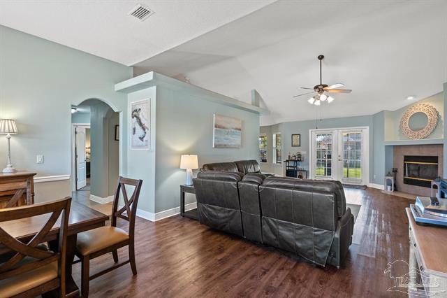 WOODLAWN HEIGHTS - Residential