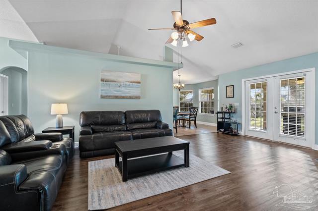 WOODLAWN HEIGHTS - Residential