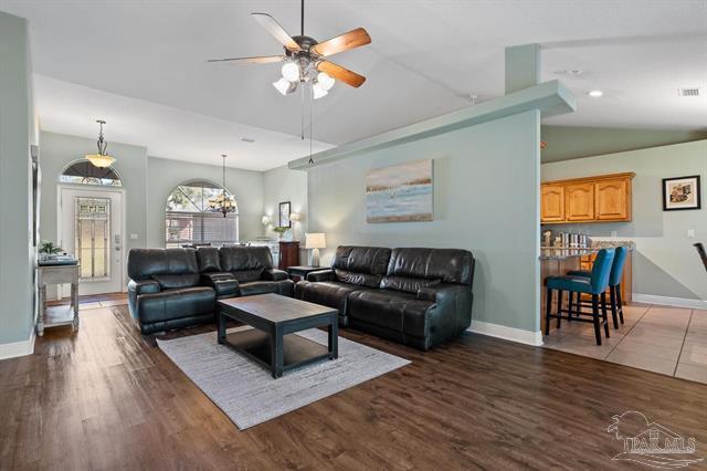 WOODLAWN HEIGHTS - Residential