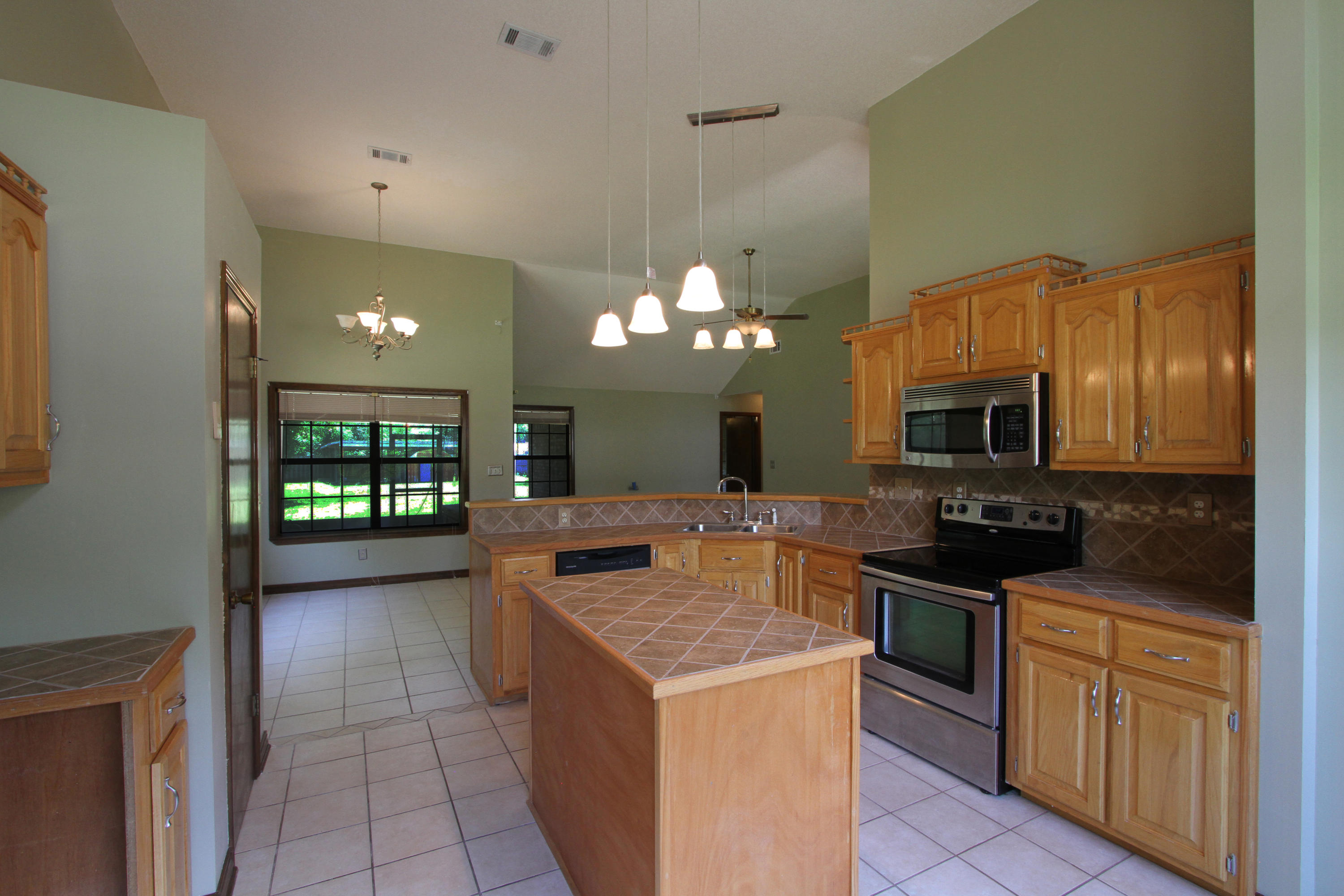 SHOAL CREEK S/D - Residential