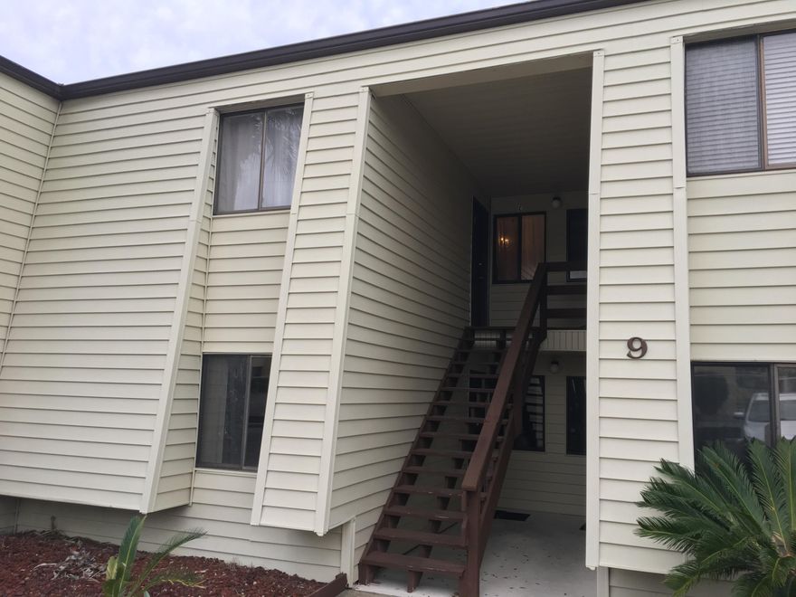 Centrally located and close to both bases and the beach, this condominium complex is on the Intercoastal Waterway (Sound). You can sit on the balcony of this unit and enjoy the views of the water and the plush greenery of the court yard. The complex includes a community boat dock and slips (for rent) when available, sound-front private beach and pool, a clubhouse and laundry facilities. It also features Kayak racks, a tennis court and parking for boats and boat trailers.