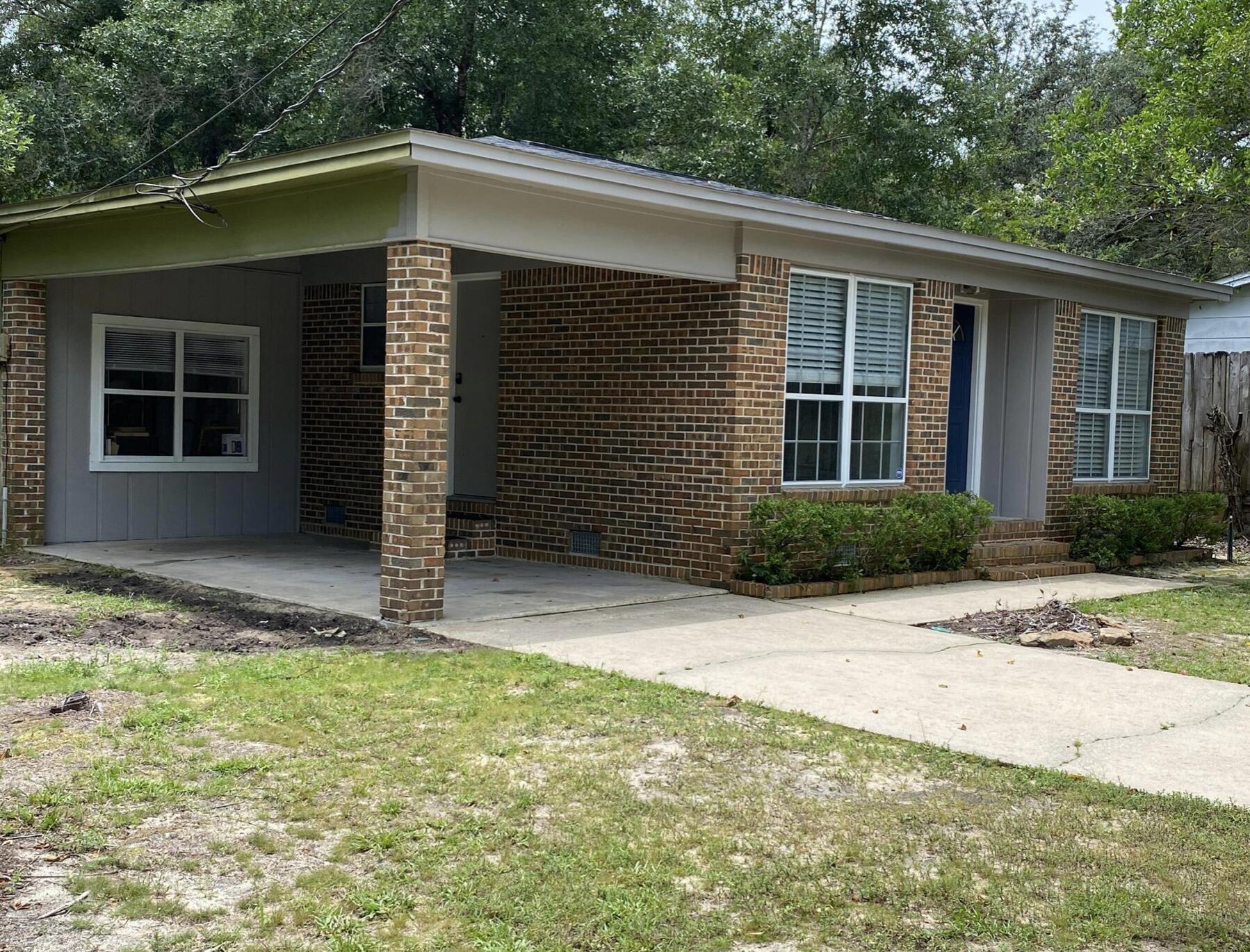 VALPARAISO PINECREST 6 - Residential