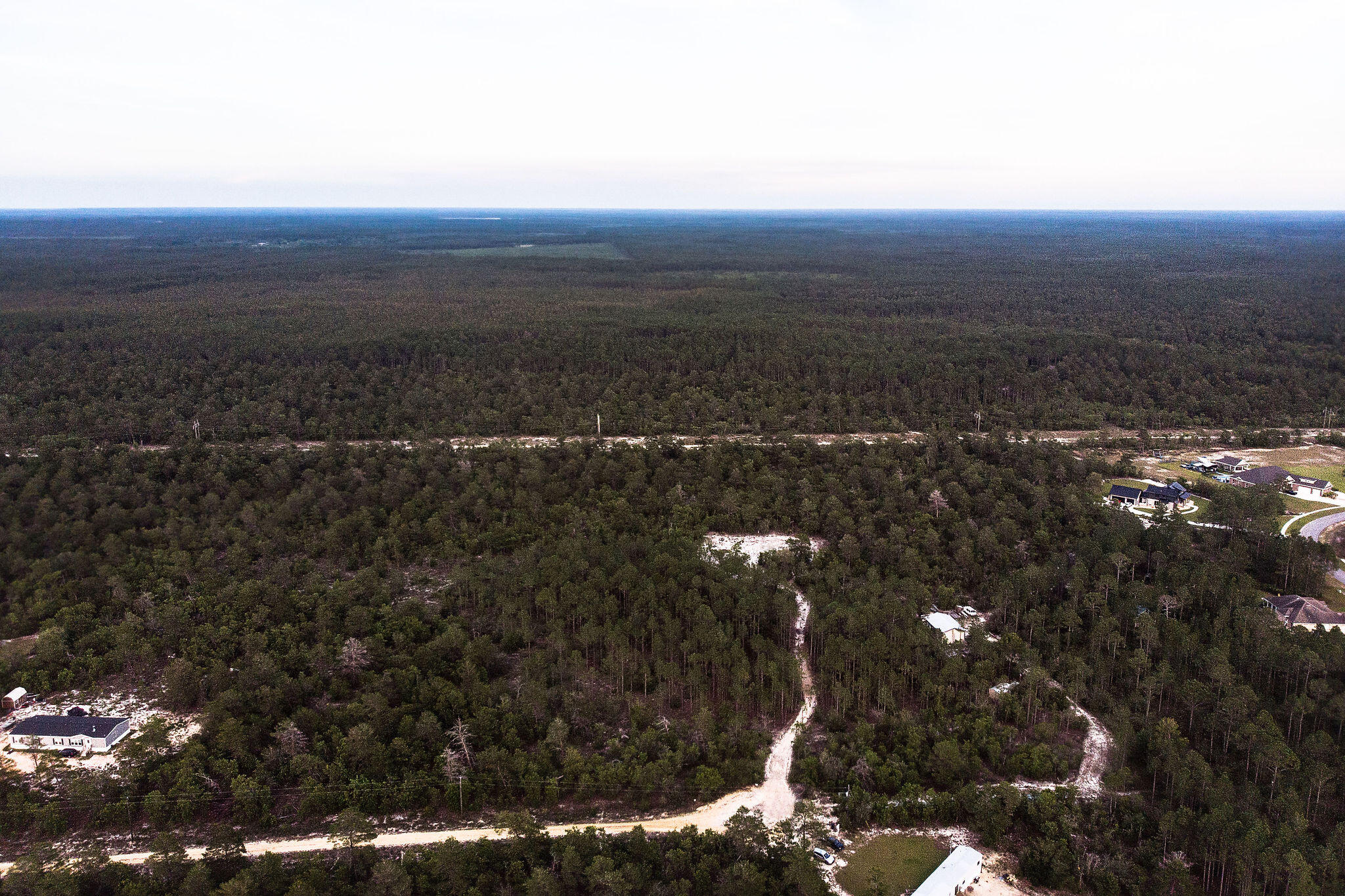 WHITE PINES UNREC - Land