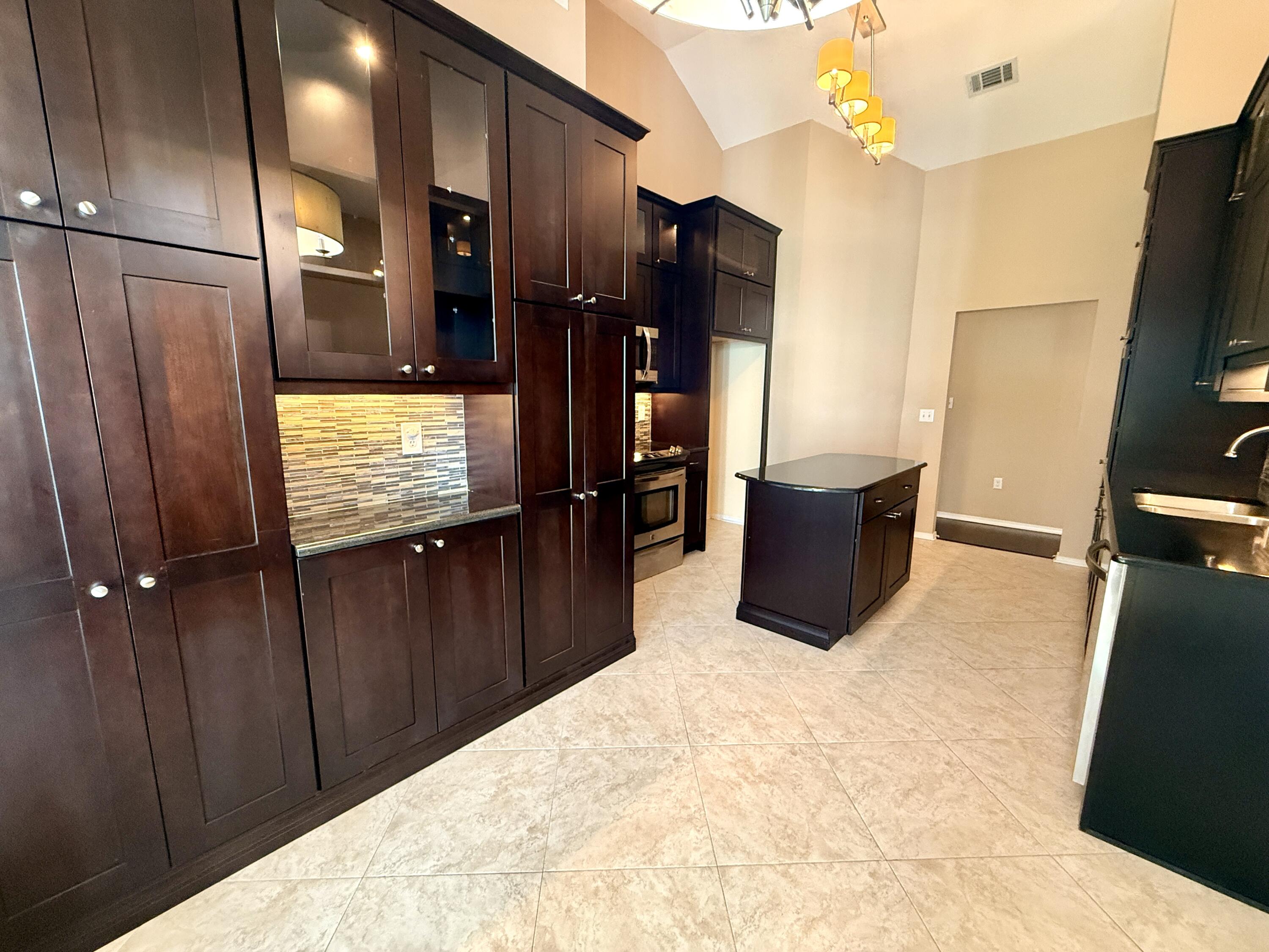 PARKWOOD COVE AT BLUEWATER BAY - Residential