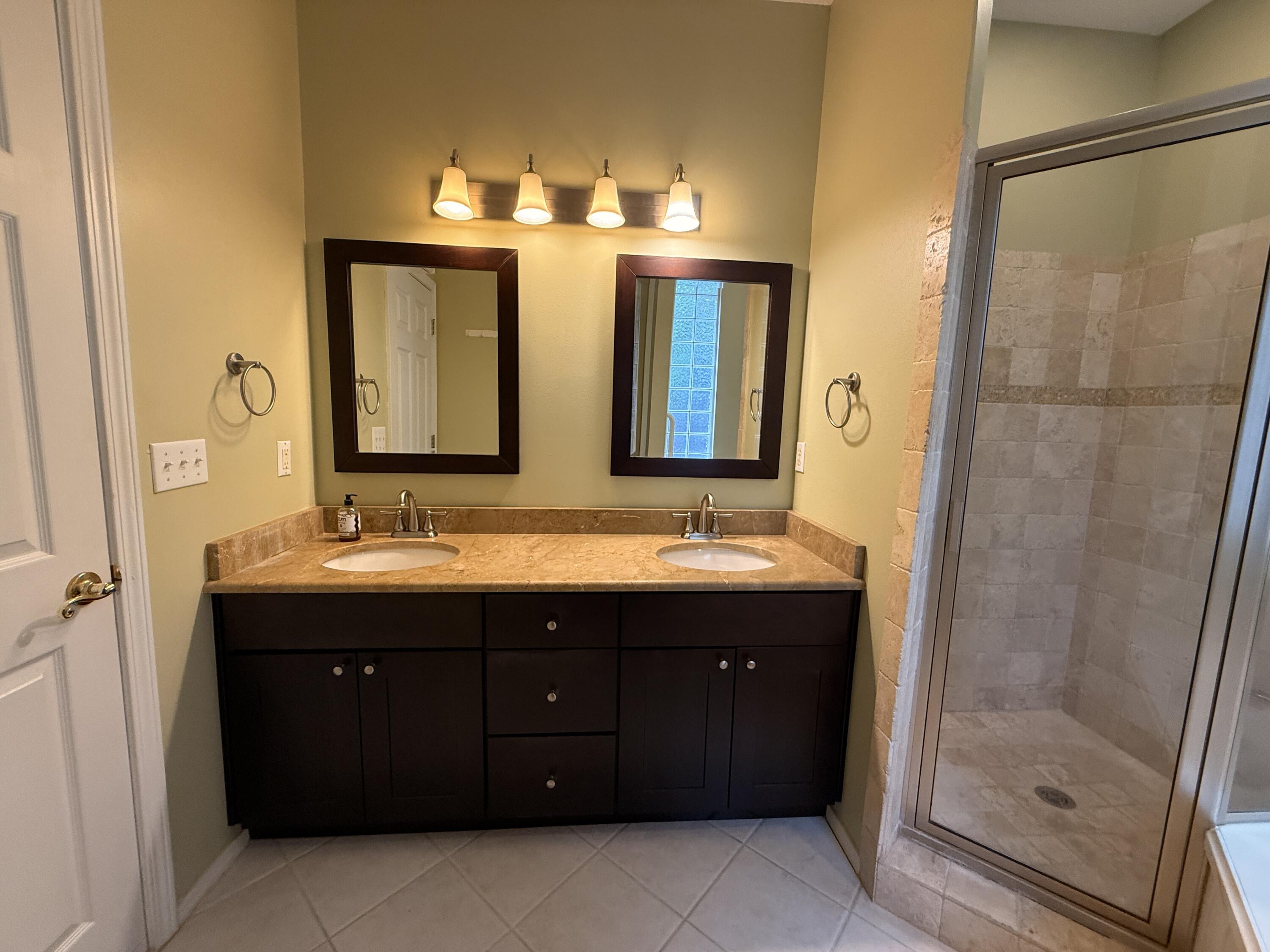 PARKWOOD COVE AT BLUEWATER BAY - Residential