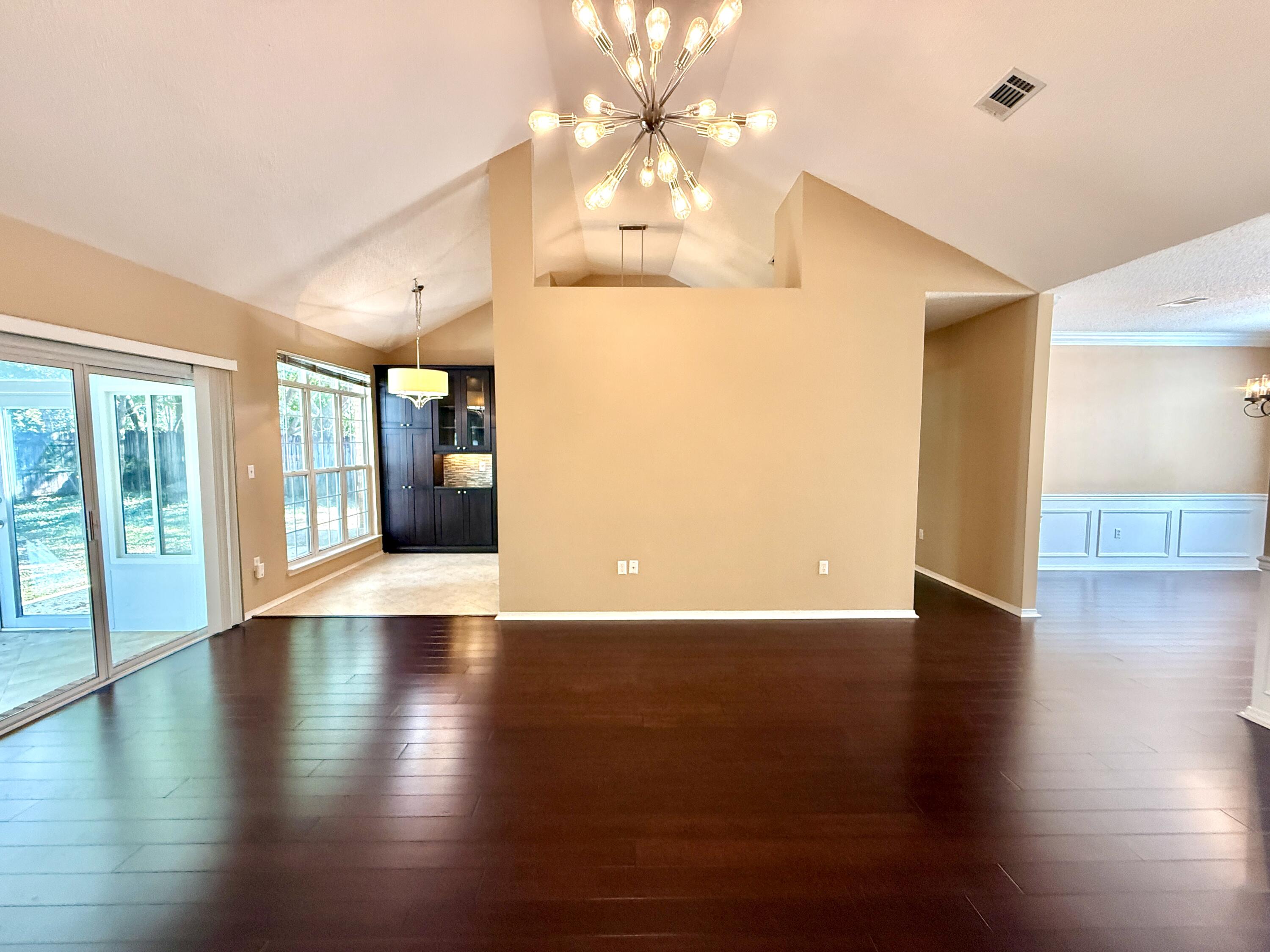 PARKWOOD COVE AT BLUEWATER BAY - Residential