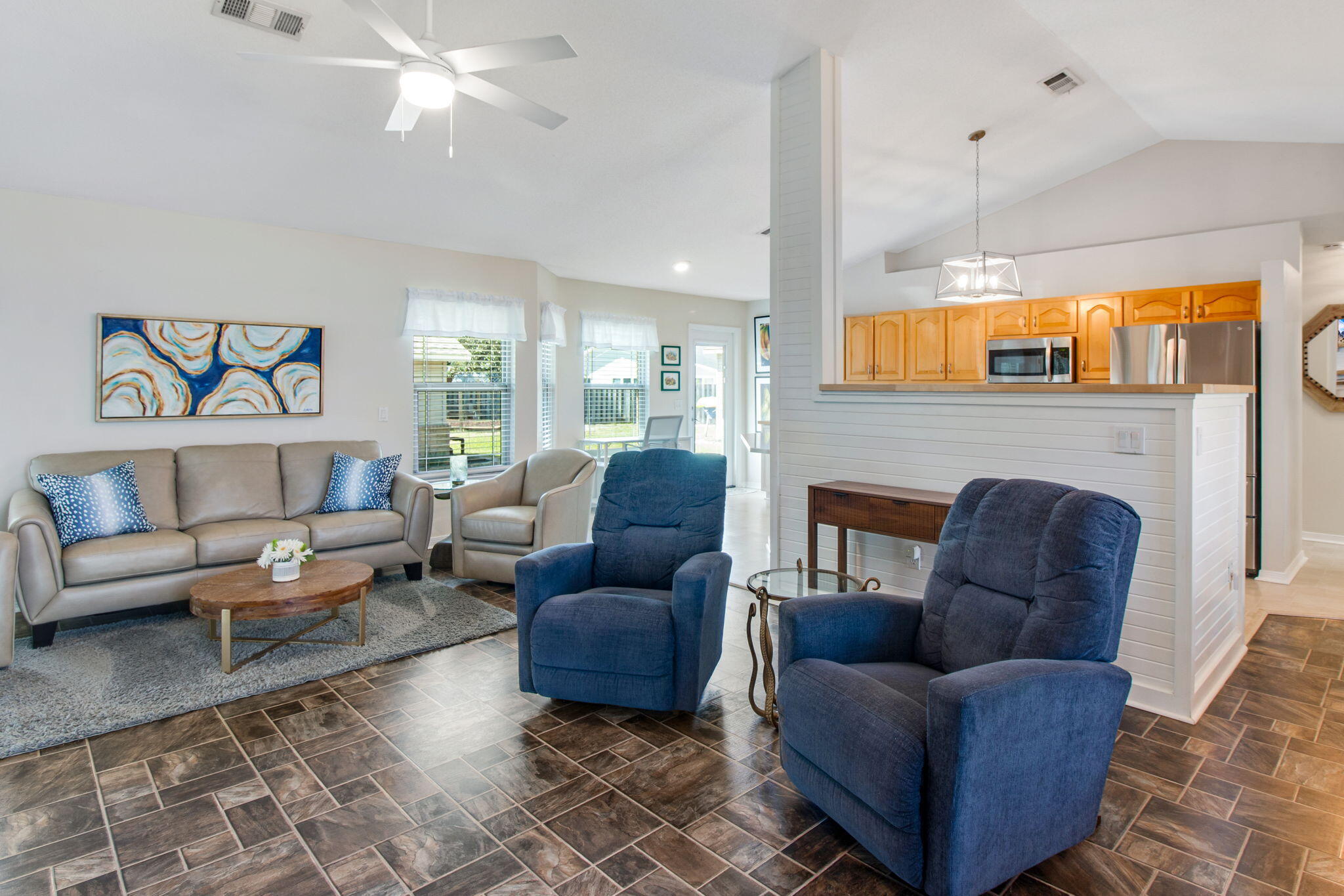 HOLLEY BY THE SEA - Residential