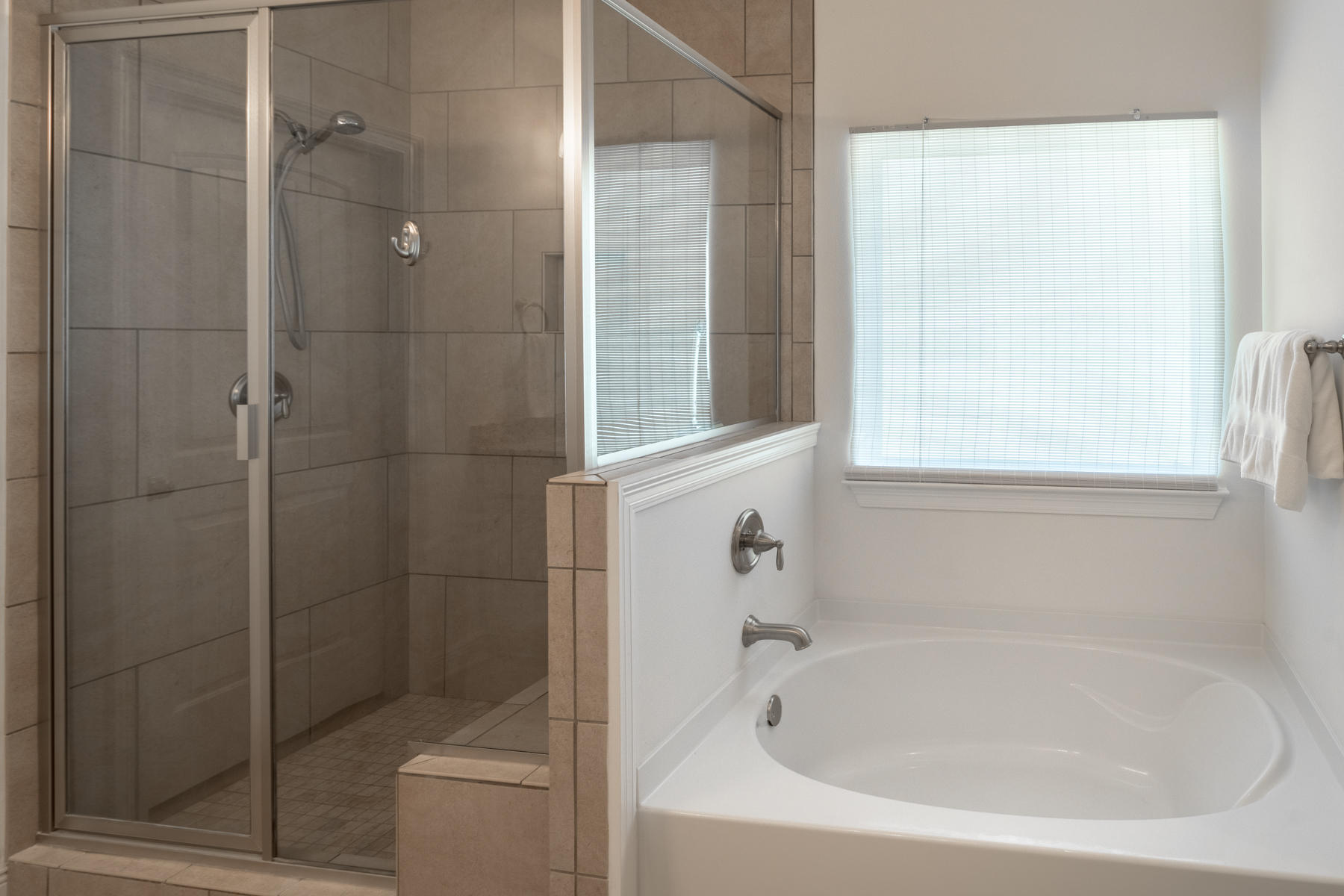 Mussett Bayou Manor - Residential