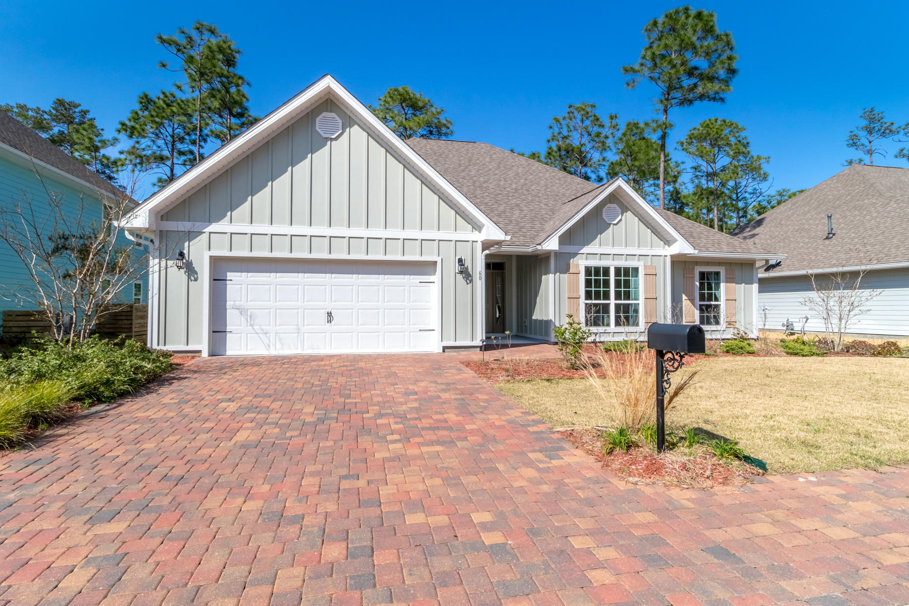 Mussett Bayou Manor - Residential