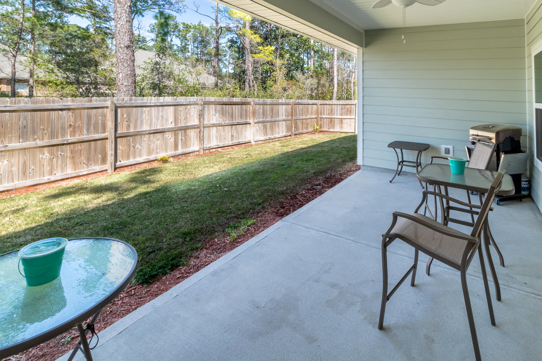 Mussett Bayou Manor - Residential