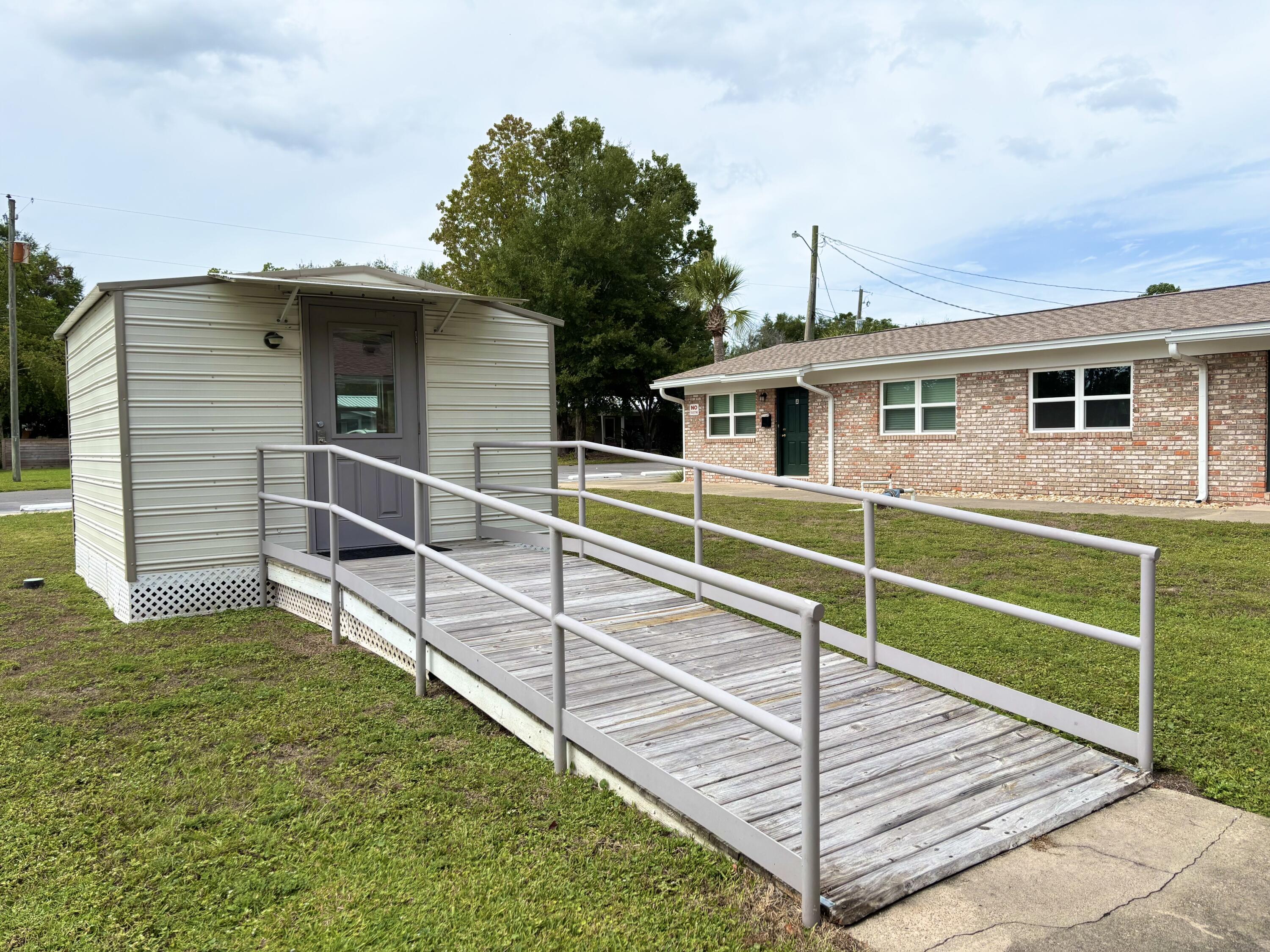 Racetrack Rd 1st Sub - Residential Lease