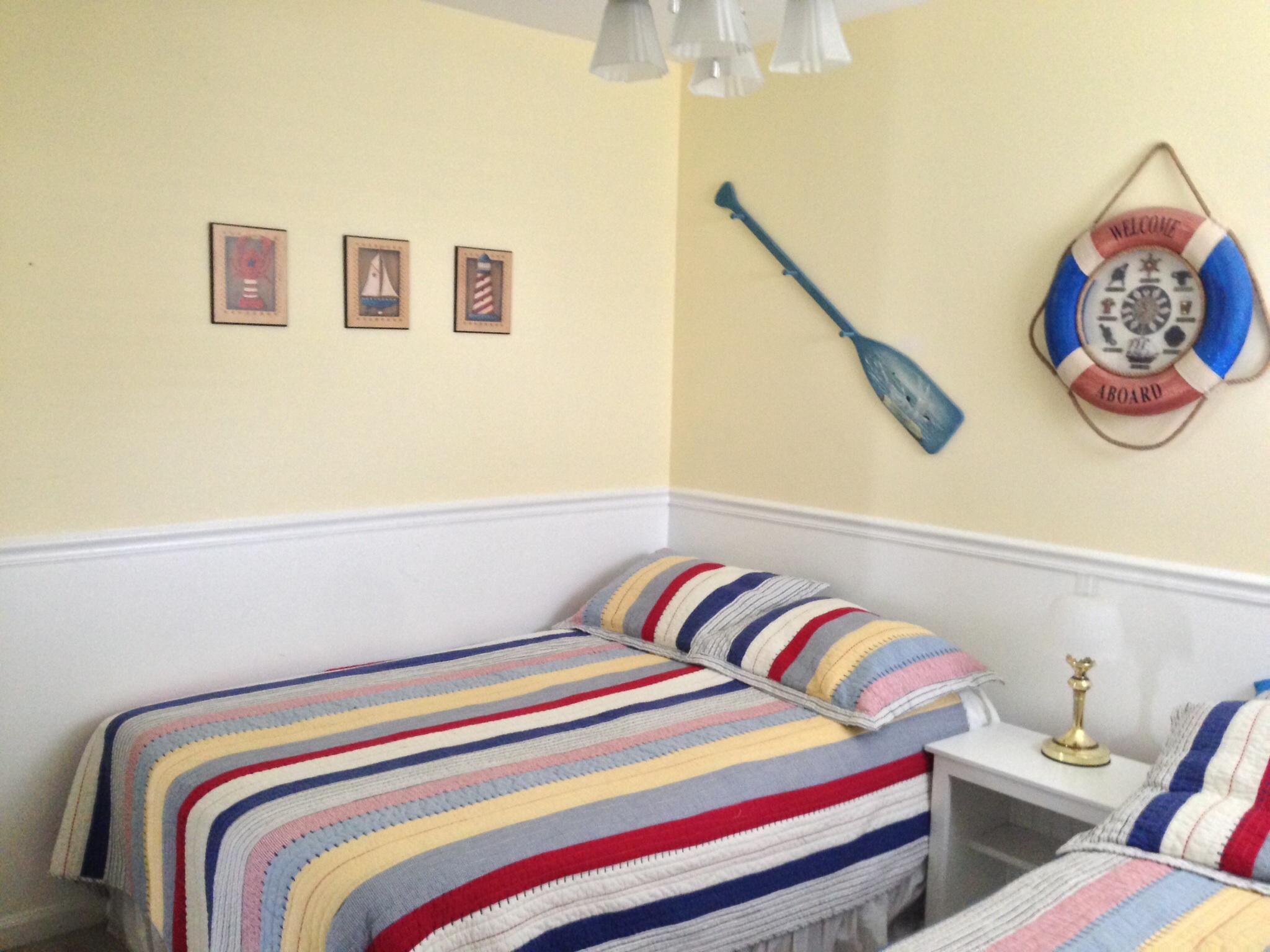 PELICAN BAY - Residential