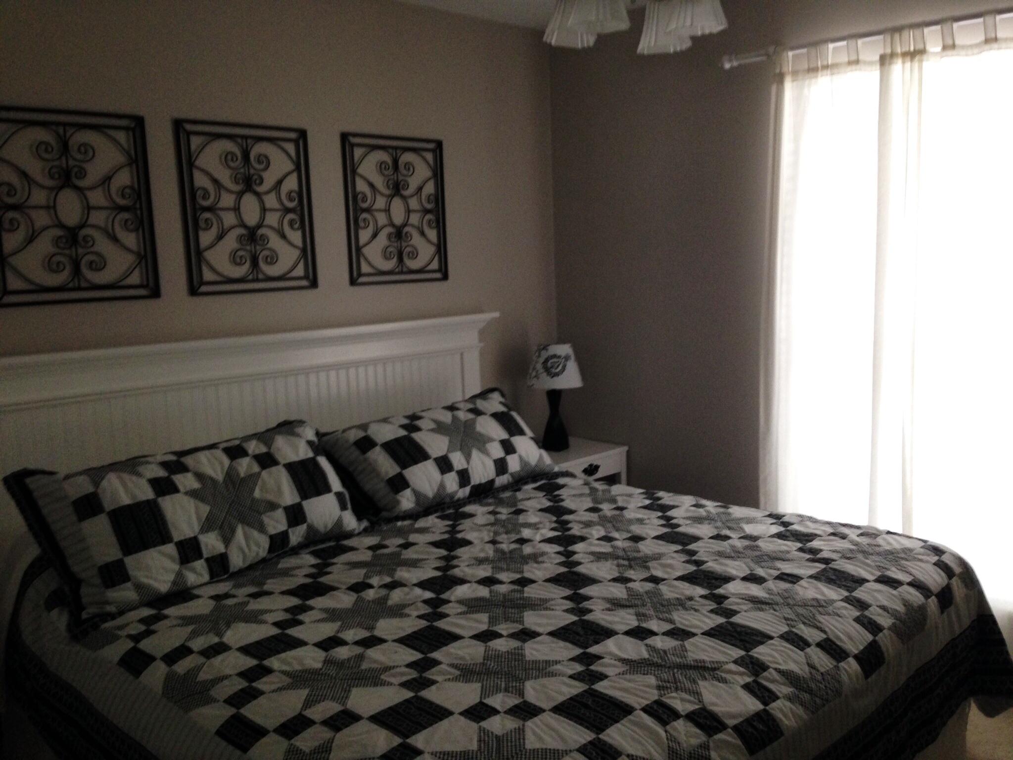 PELICAN BAY - Residential