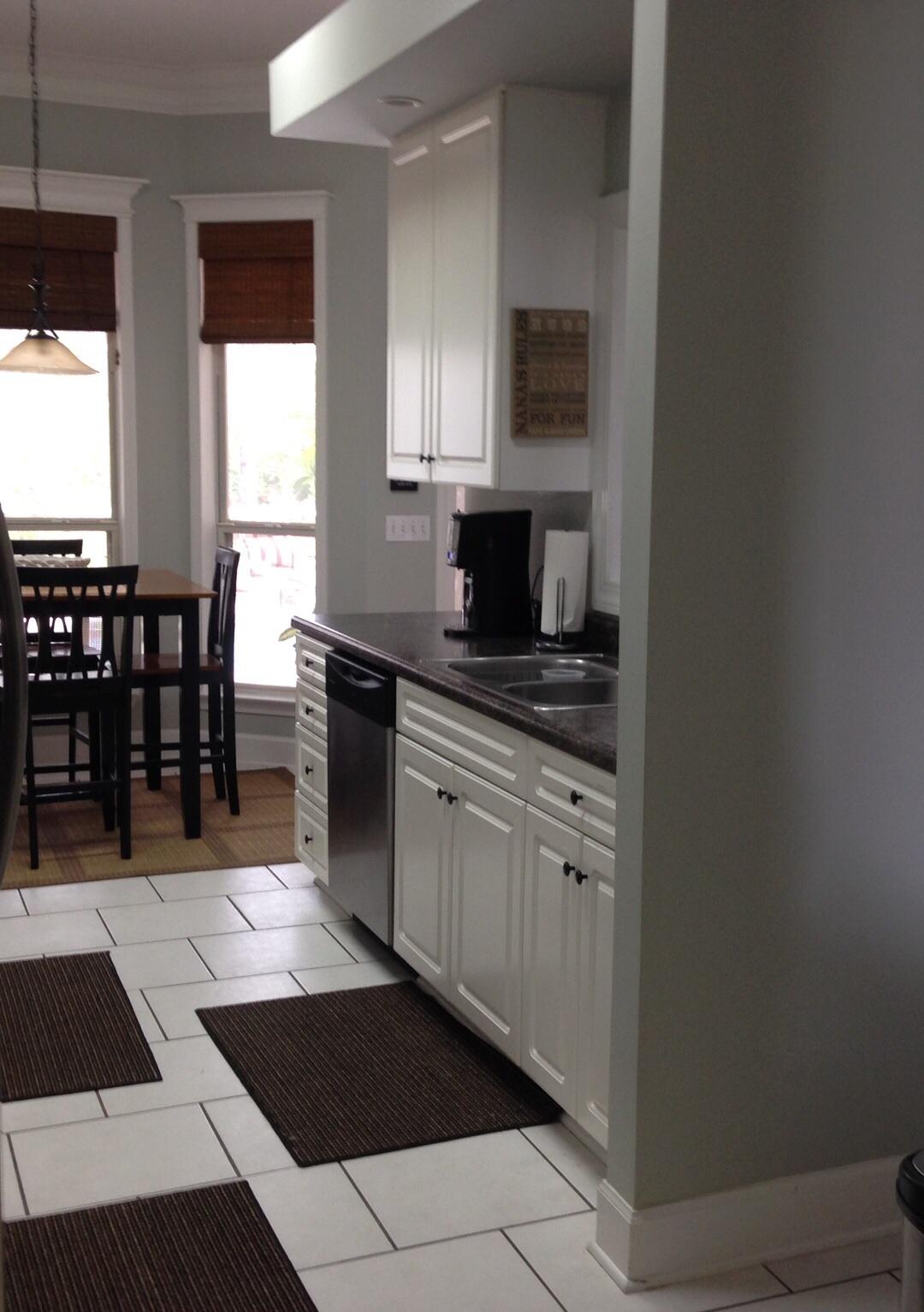 PELICAN BAY - Residential