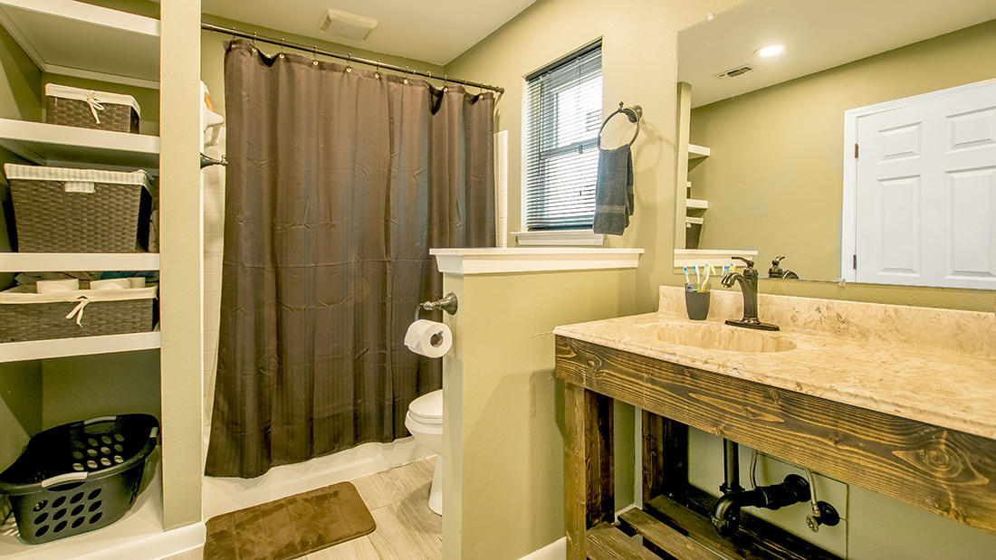 LAKE LORRAINE ESTATES 3 - Residential