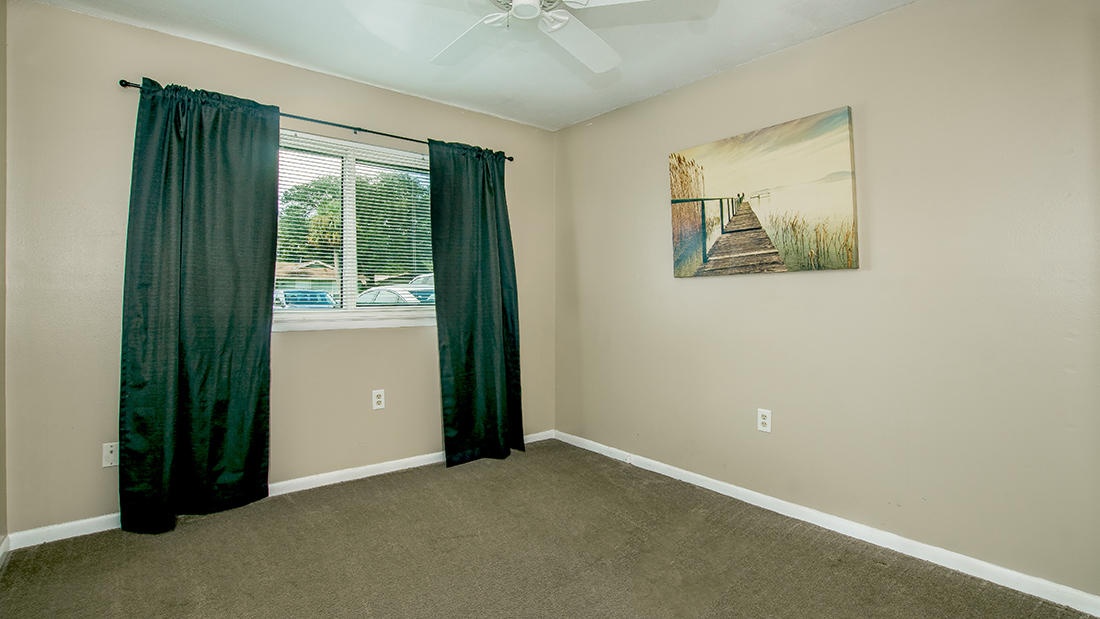 LAKE LORRAINE ESTATES 3 - Residential