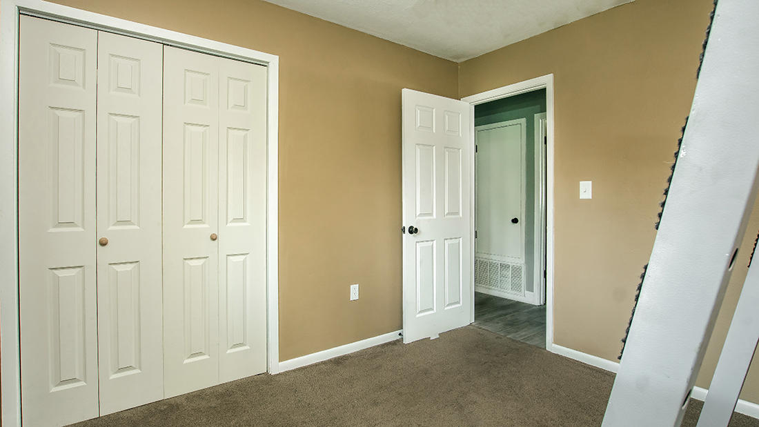 LAKE LORRAINE ESTATES 3 - Residential