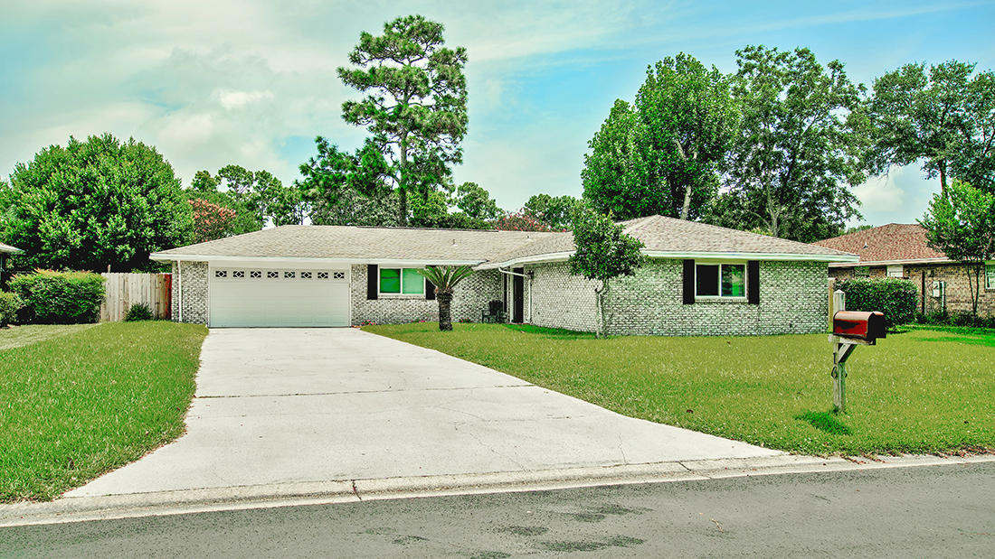 LAKE LORRAINE ESTATES 3 - Residential