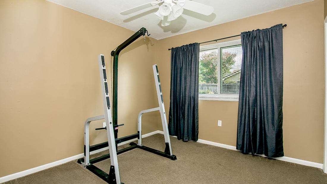 LAKE LORRAINE ESTATES 3 - Residential