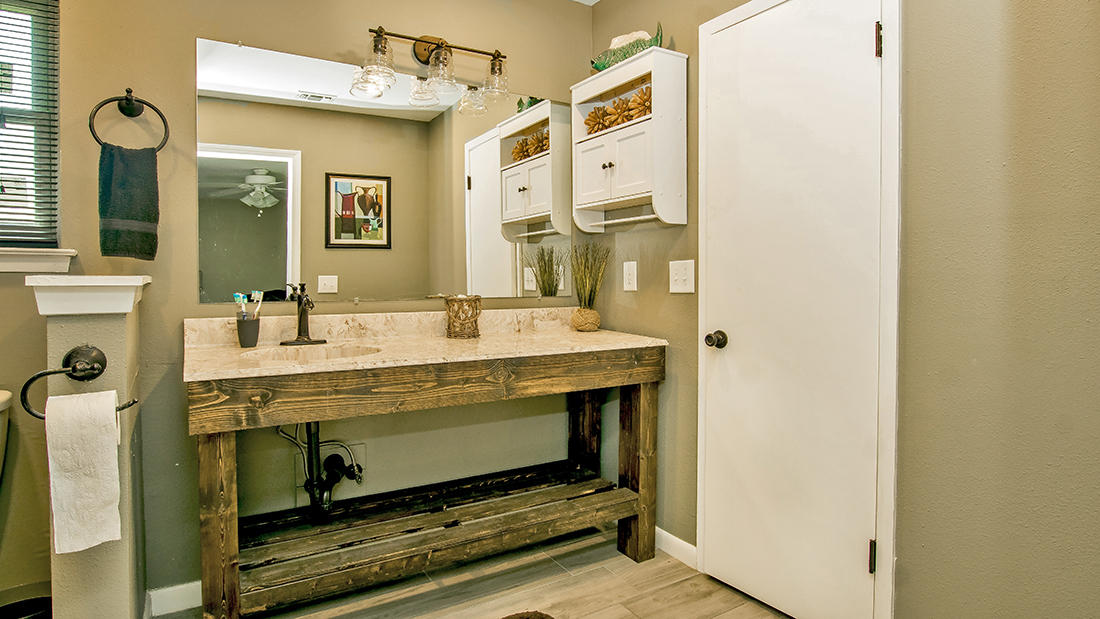 LAKE LORRAINE ESTATES 3 - Residential