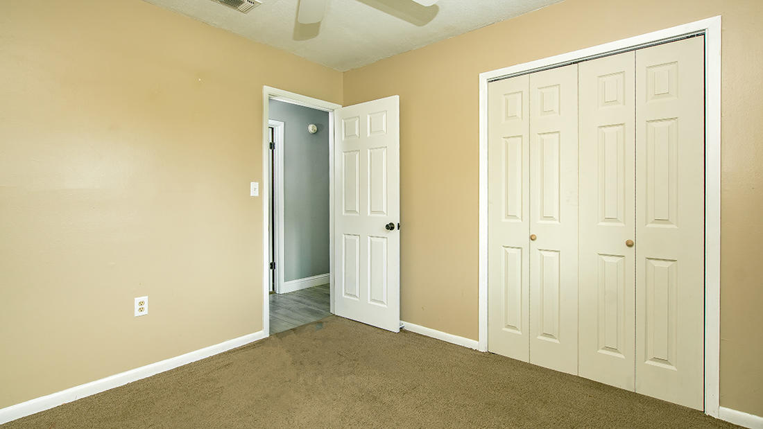 LAKE LORRAINE ESTATES 3 - Residential