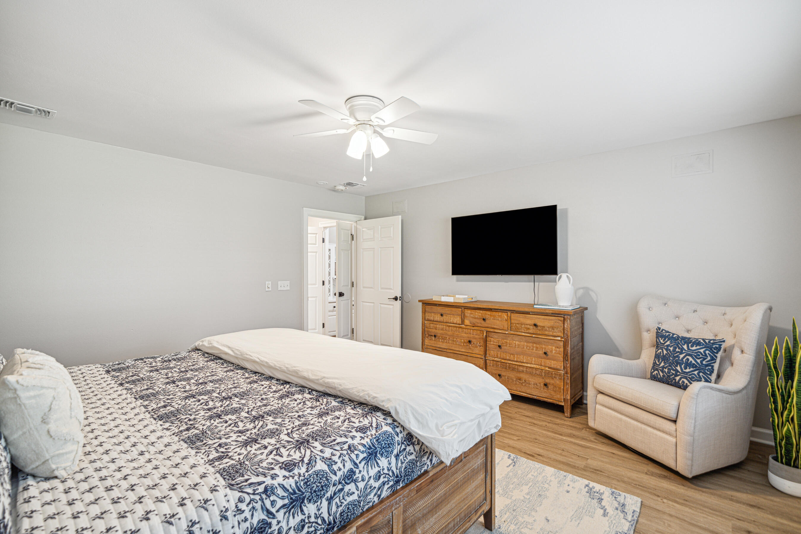 Emerald Bay - Residential
